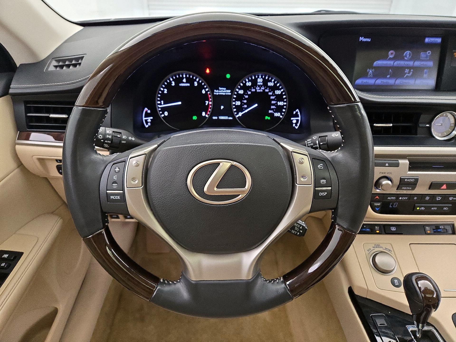Thumbnail: 2014 Lexus ES - 10