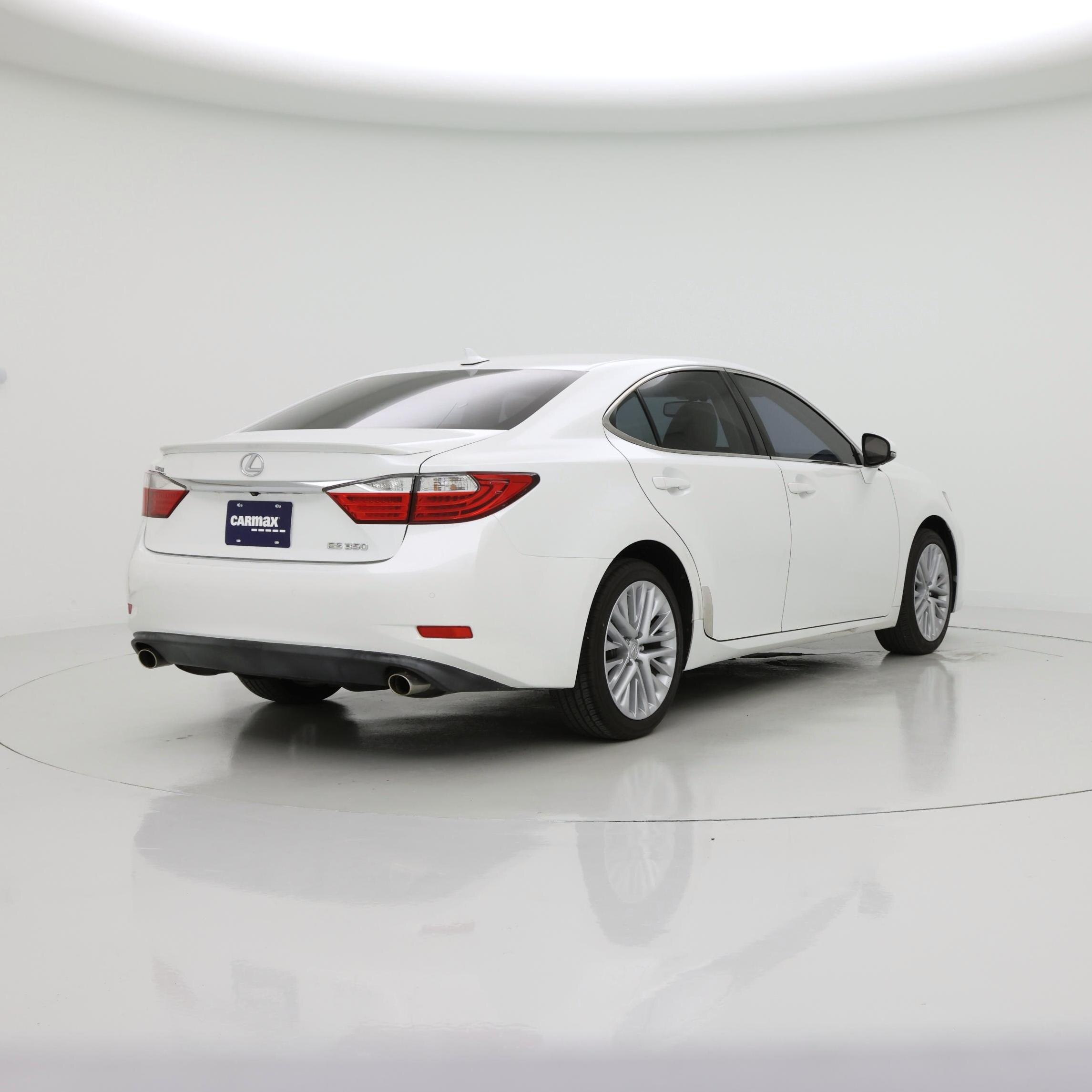 Thumbnail: 2014 Lexus ES - 8