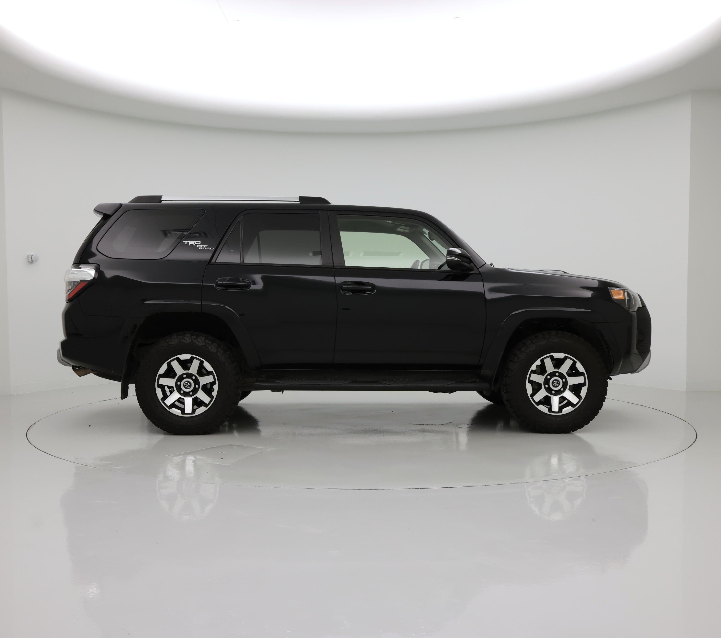 Thumbnail: 2018 Toyota 4Runner - 7