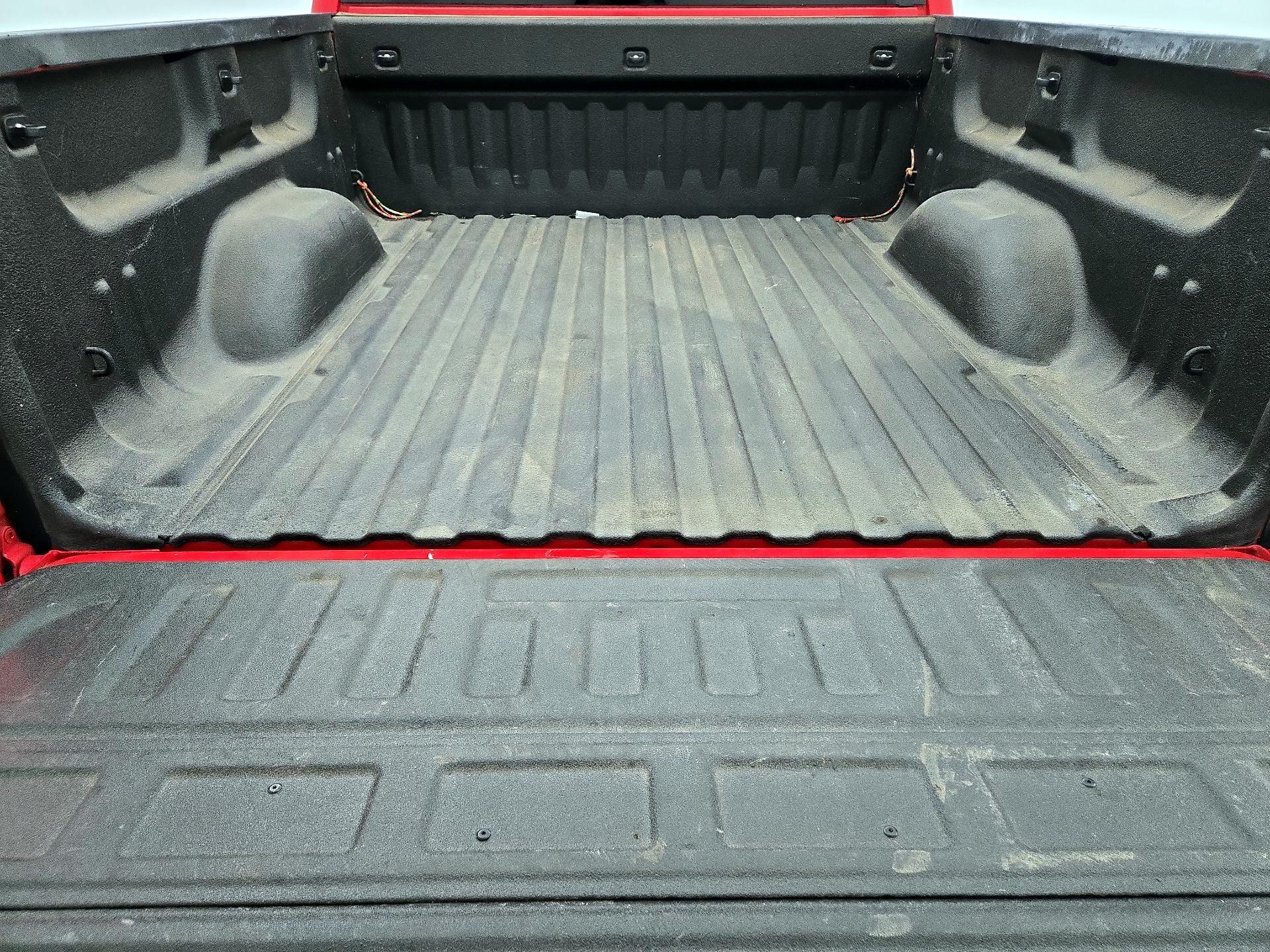 Thumbnail: 2018 Chevrolet Silverado 1500 - 18