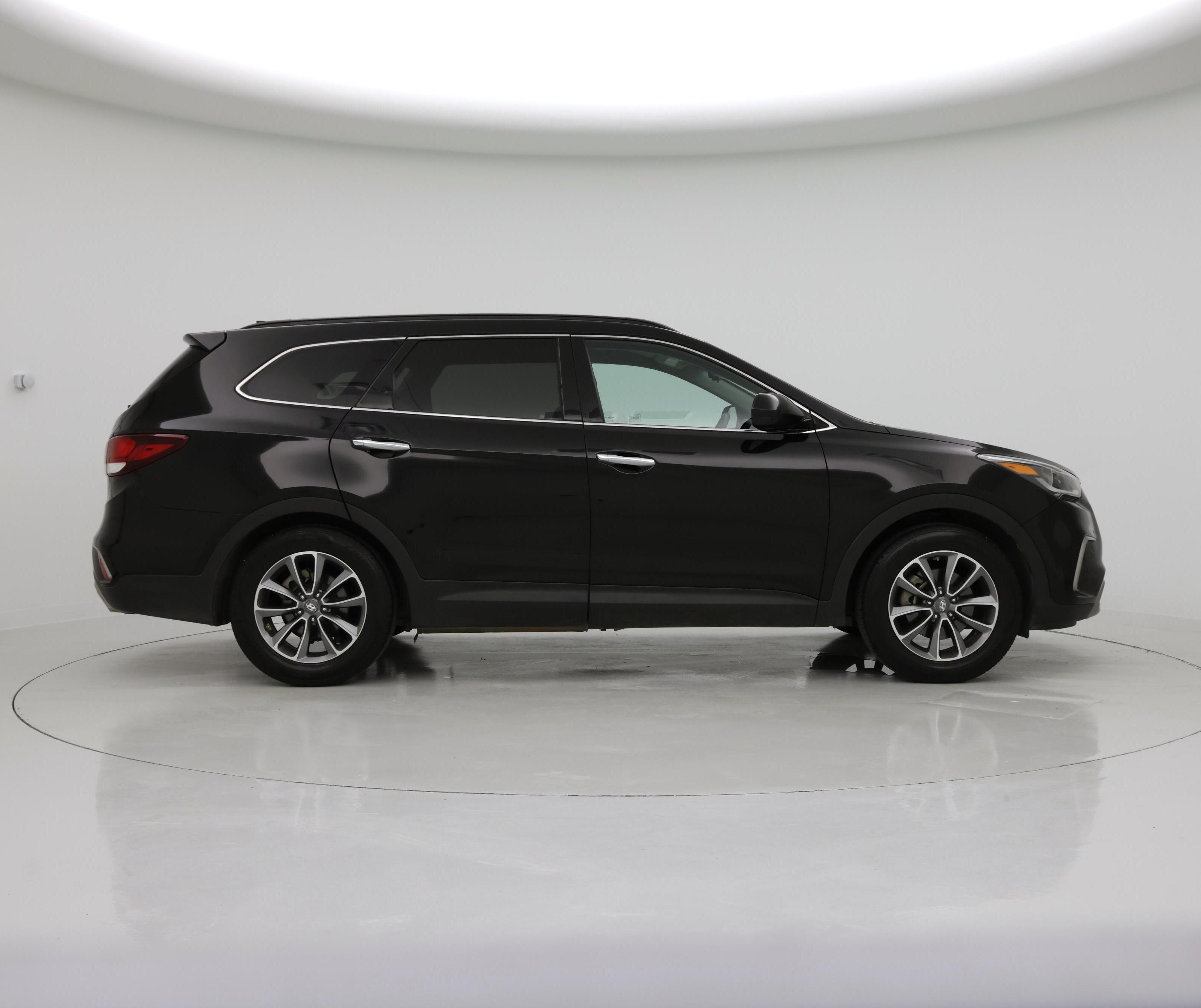 Thumbnail: 2017 Hyundai Santa Fe - 7