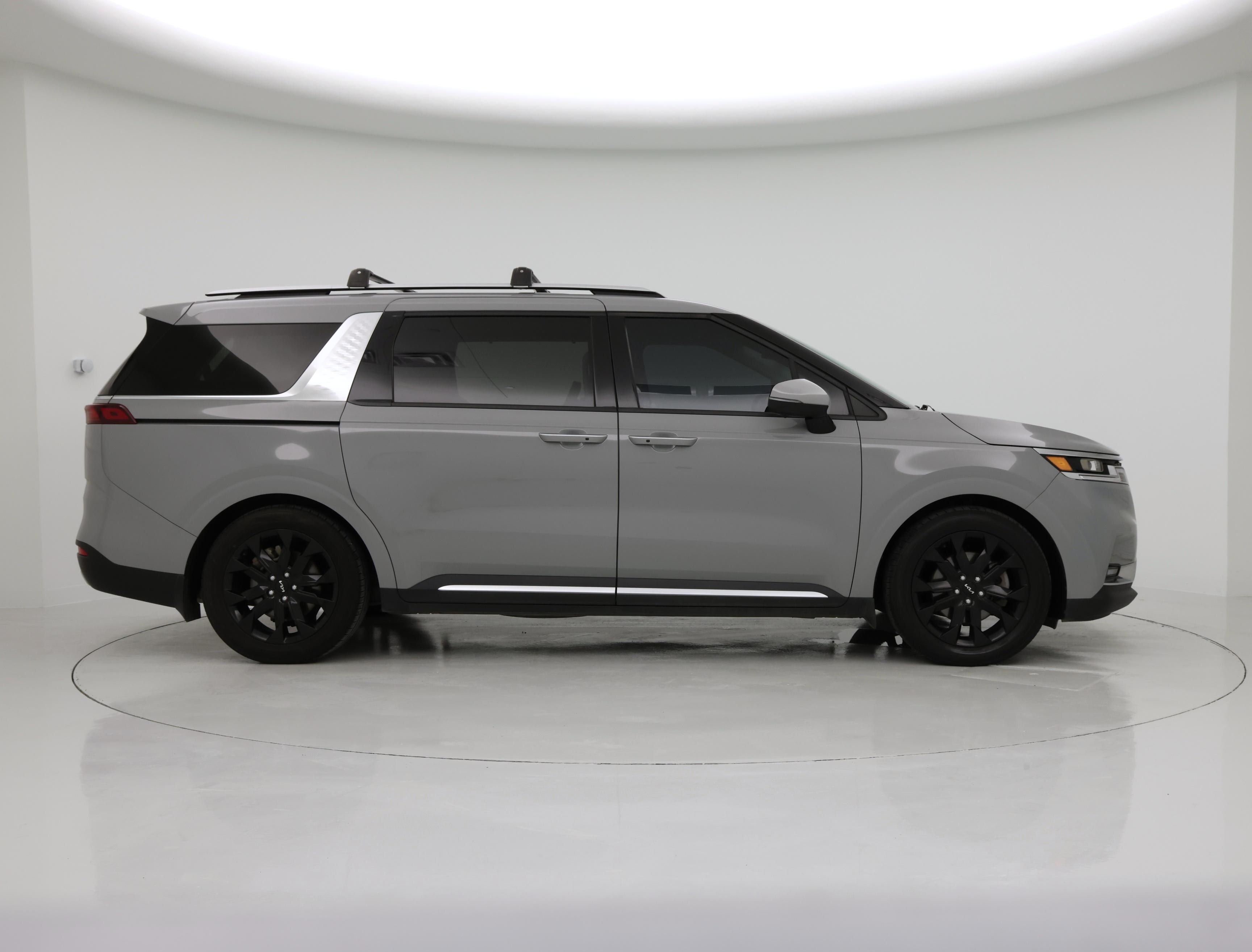 Thumbnail: 2022 Kia Carnival - 7