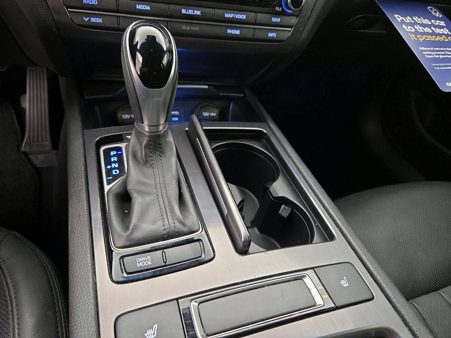 Thumbnail: 2015 Hyundai Genesis - 18