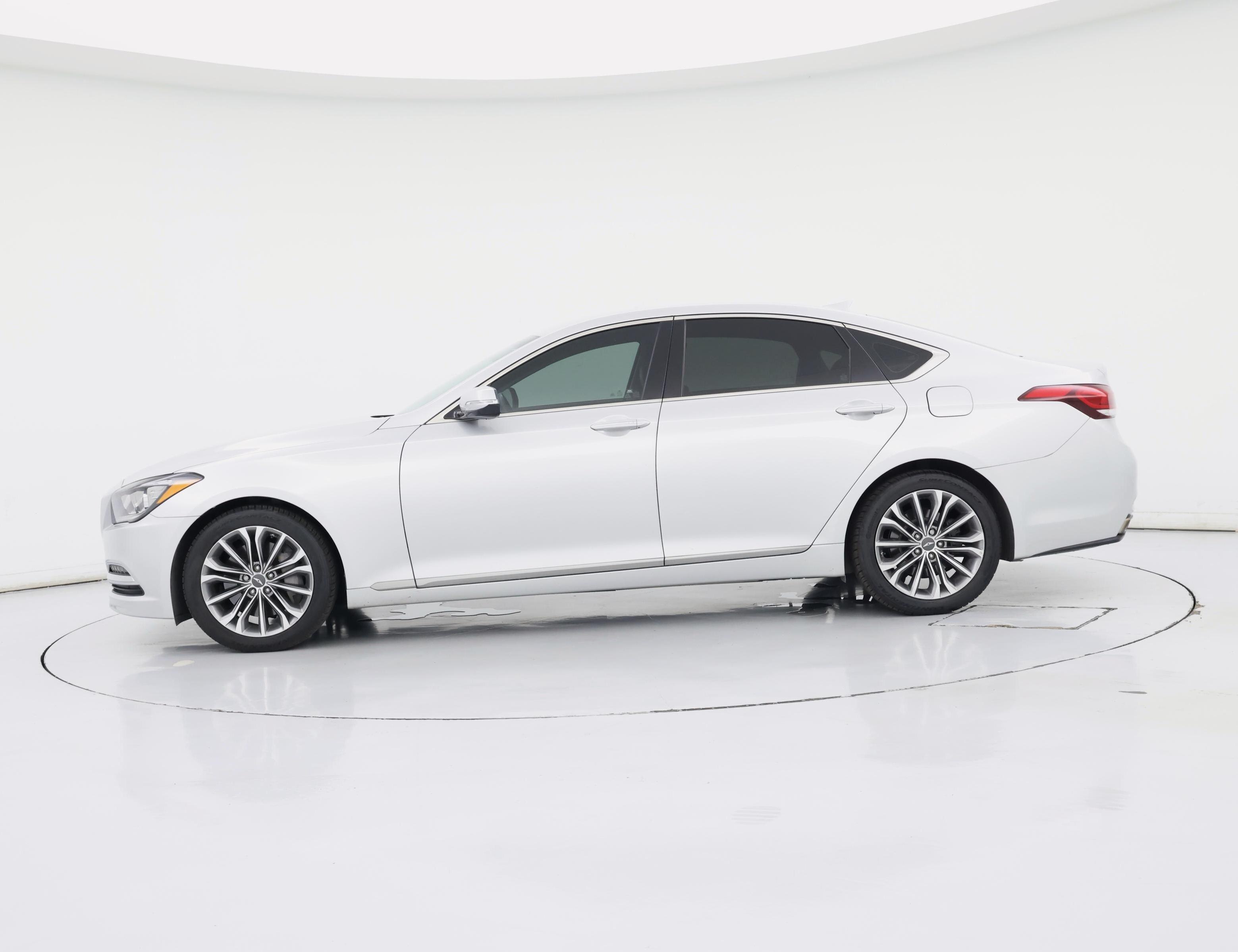 Thumbnail: 2015 Hyundai Genesis - 3
