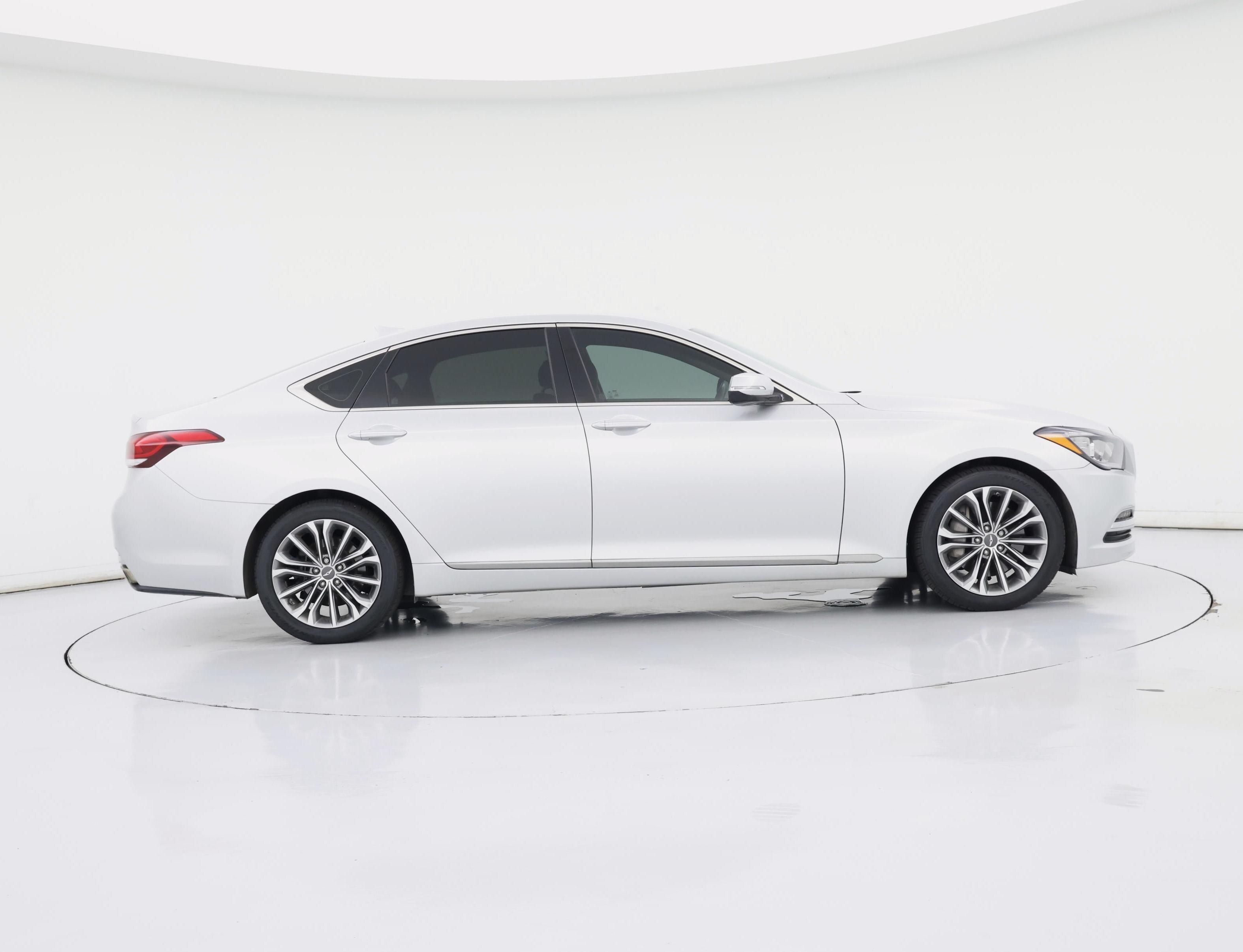 Thumbnail: 2015 Hyundai Genesis - 7