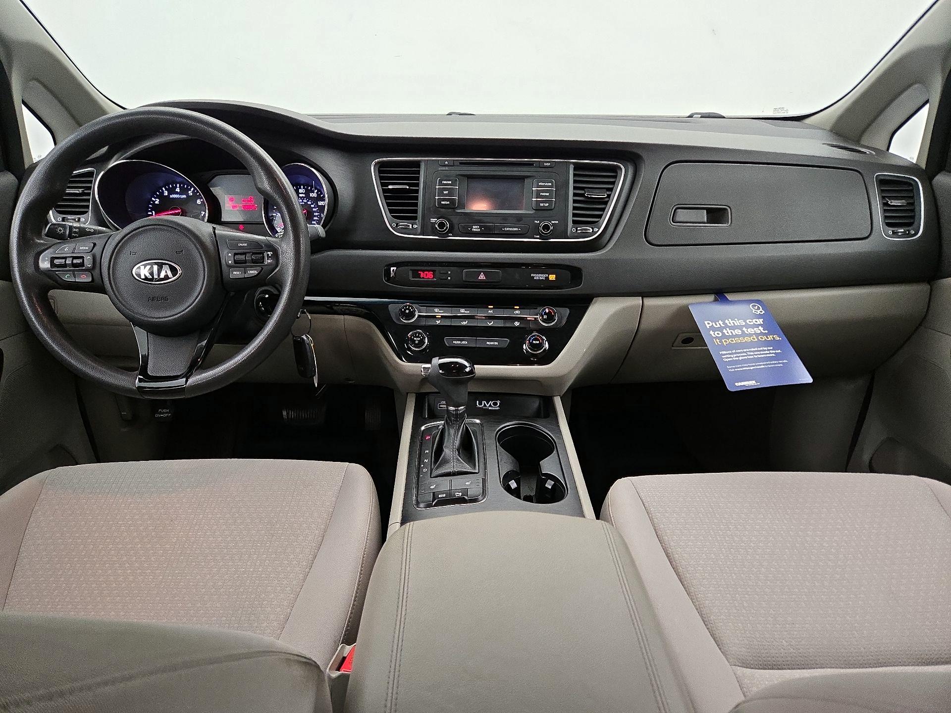 Thumbnail: 2016 Kia Sedona - 9
