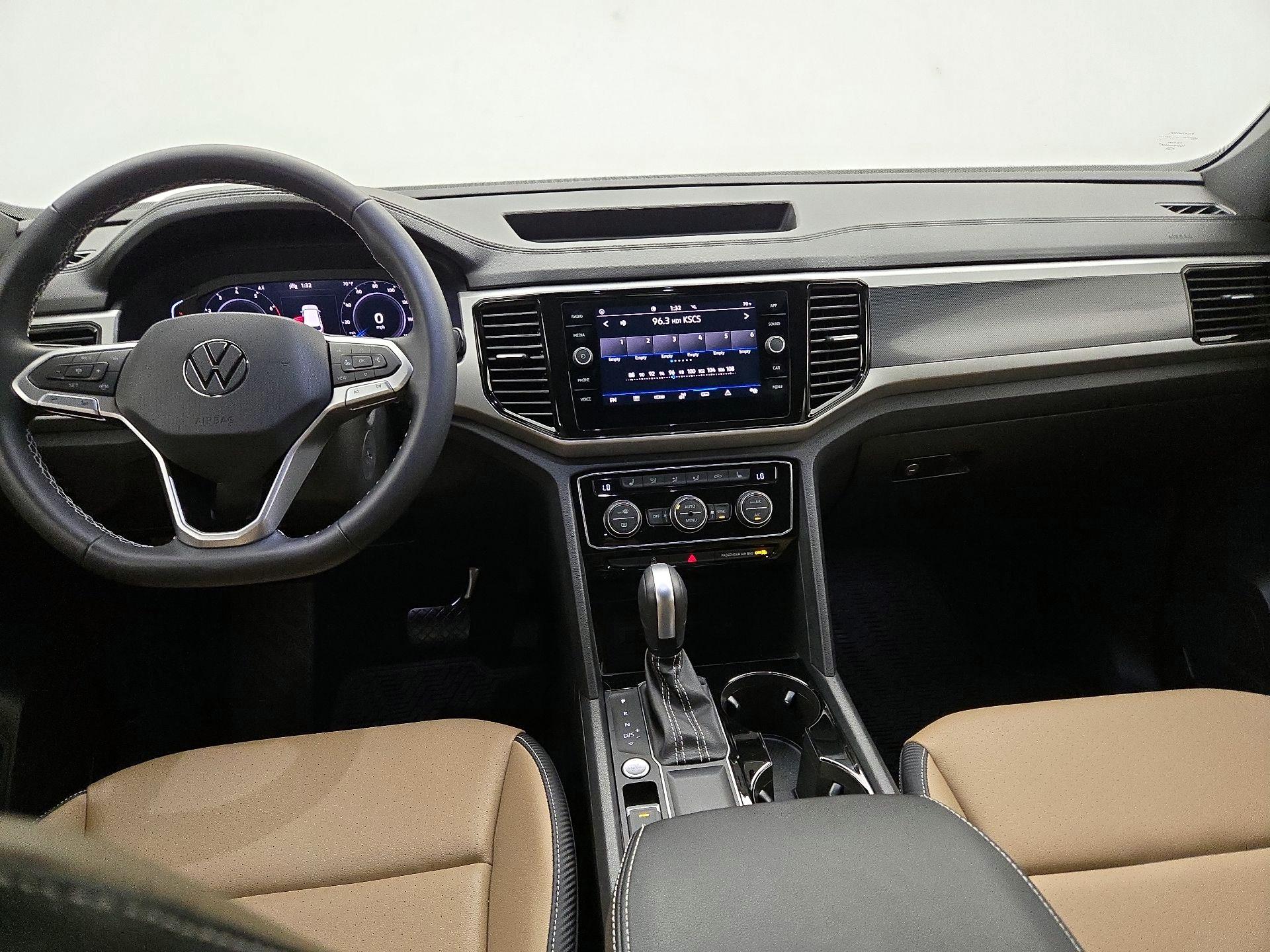 Thumbnail: 2023 Volkswagen Atlas - 9