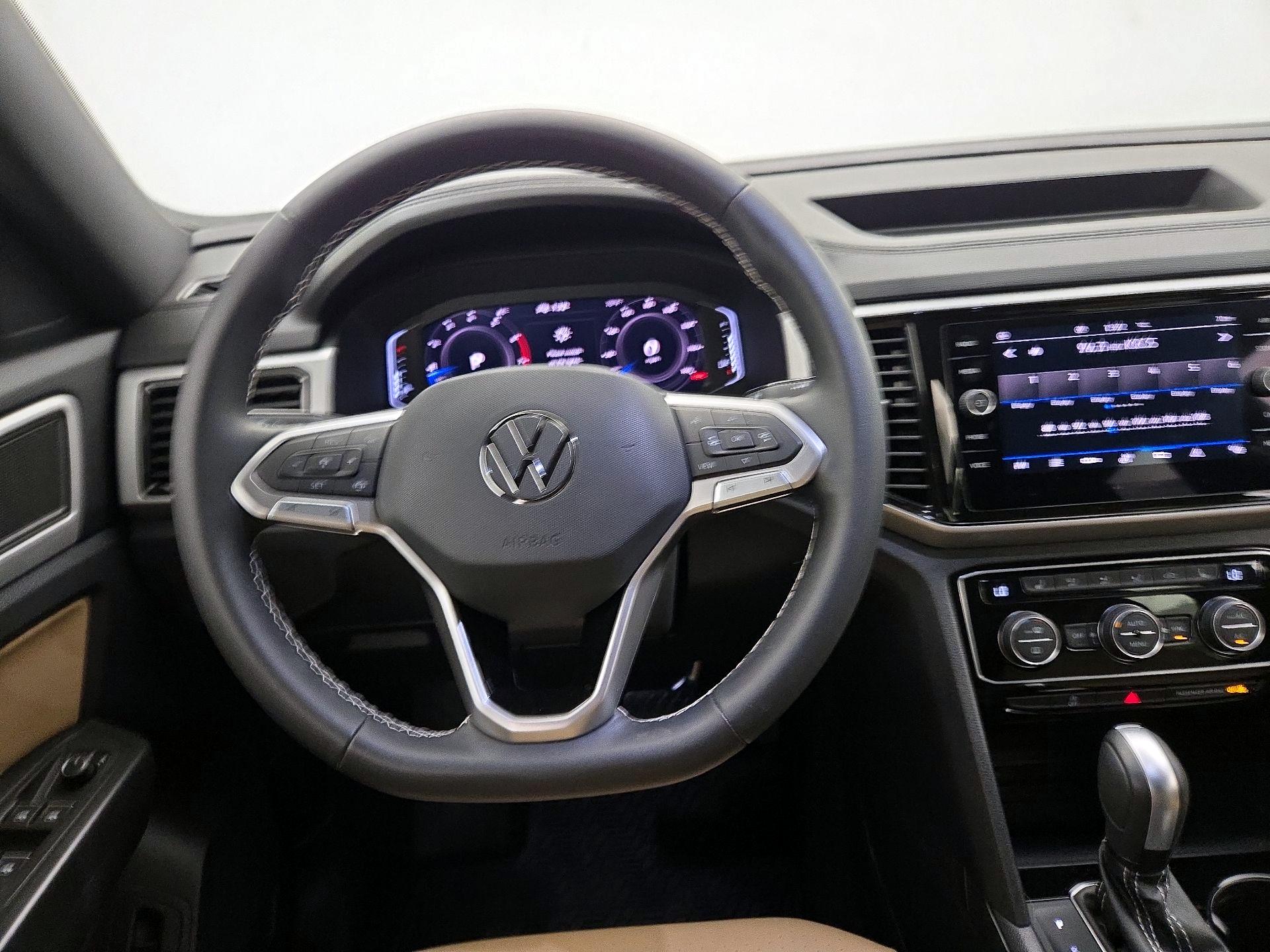 Thumbnail: 2023 Volkswagen Atlas - 10