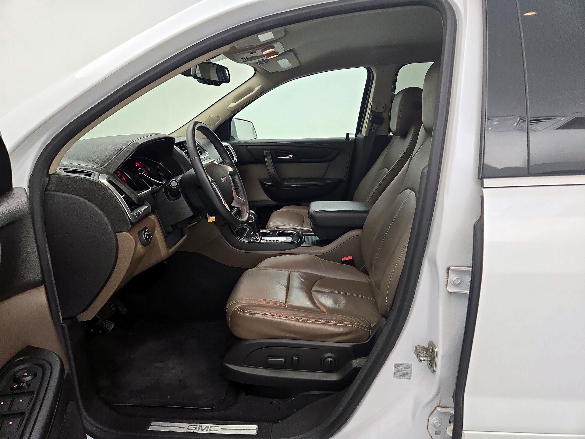 Thumbnail: 2016 GMC Acadia - 11