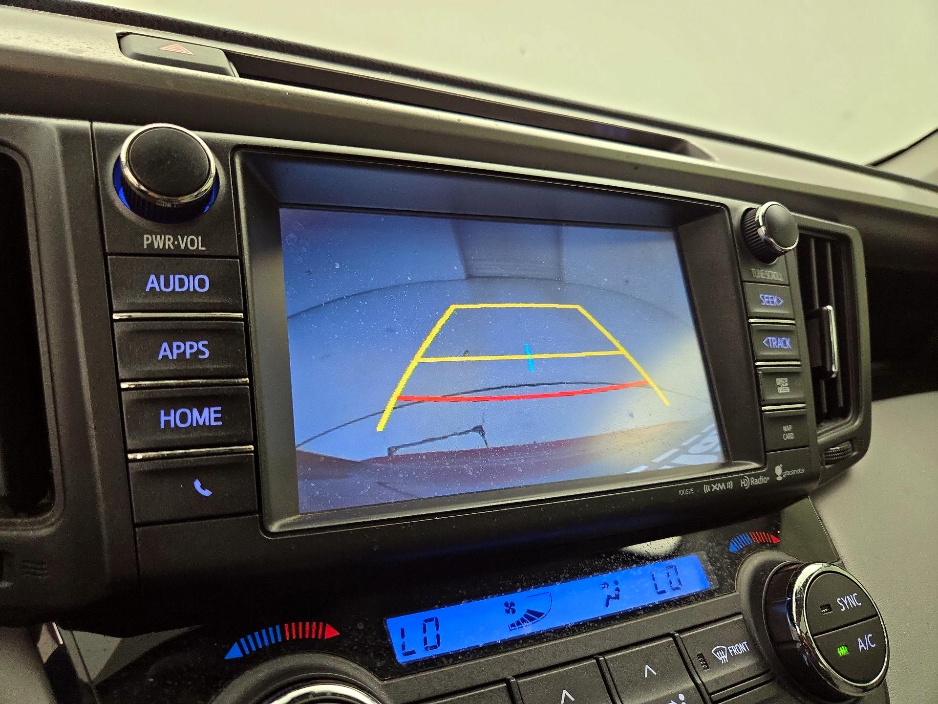 Thumbnail: 2018 Toyota RAV4 - 15
