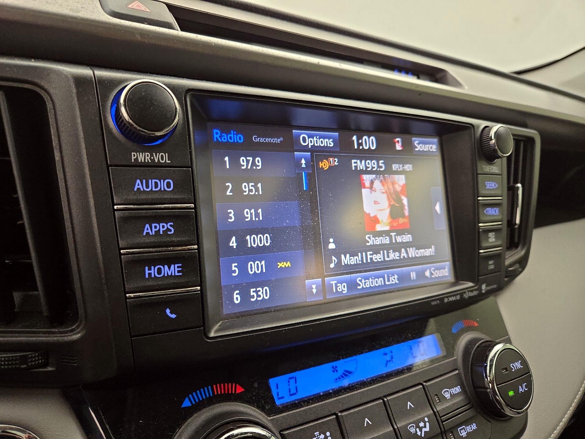 Thumbnail: 2018 Toyota RAV4 - 16