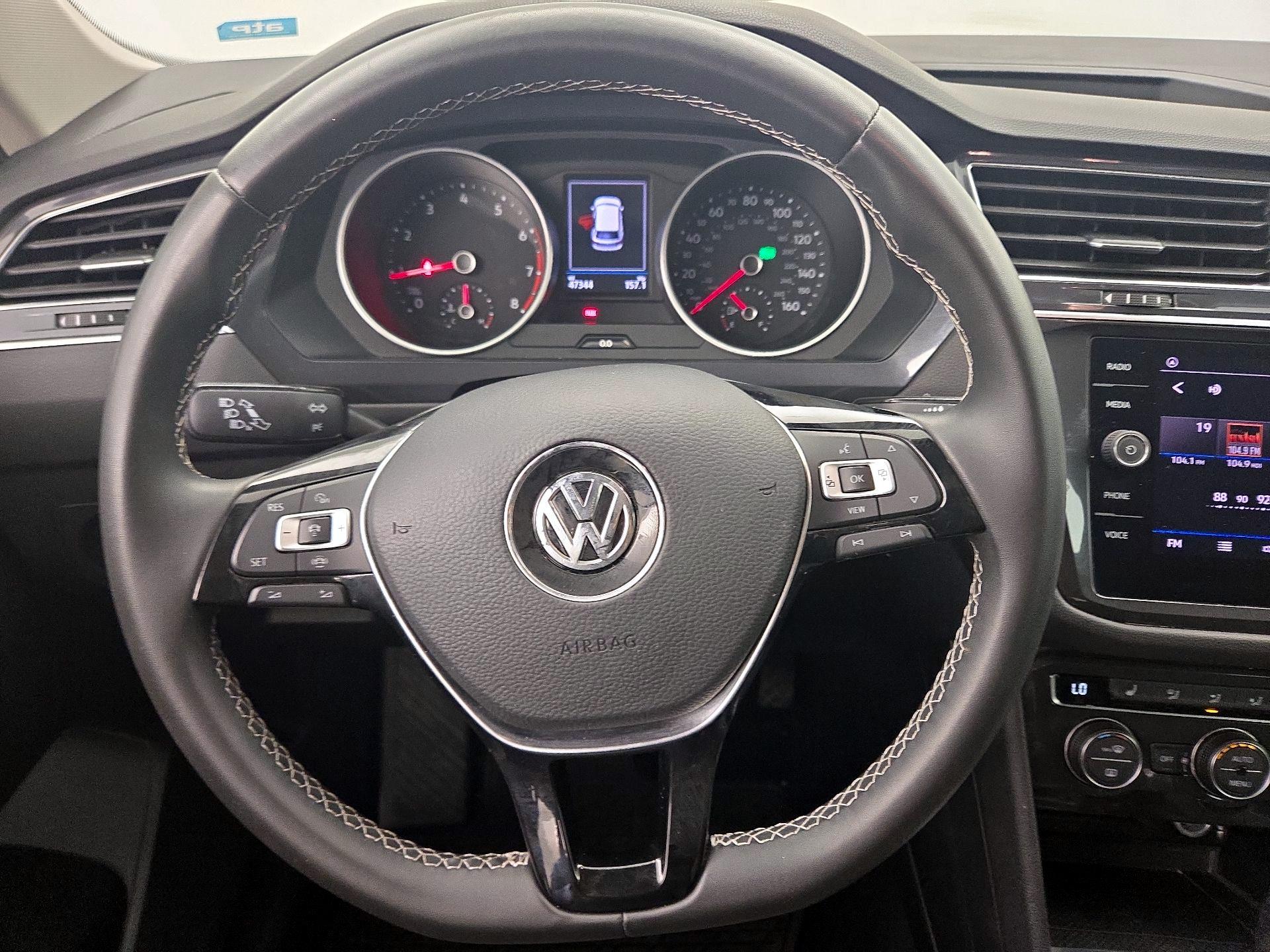 Thumbnail: 2021 Volkswagen Tiguan - 10