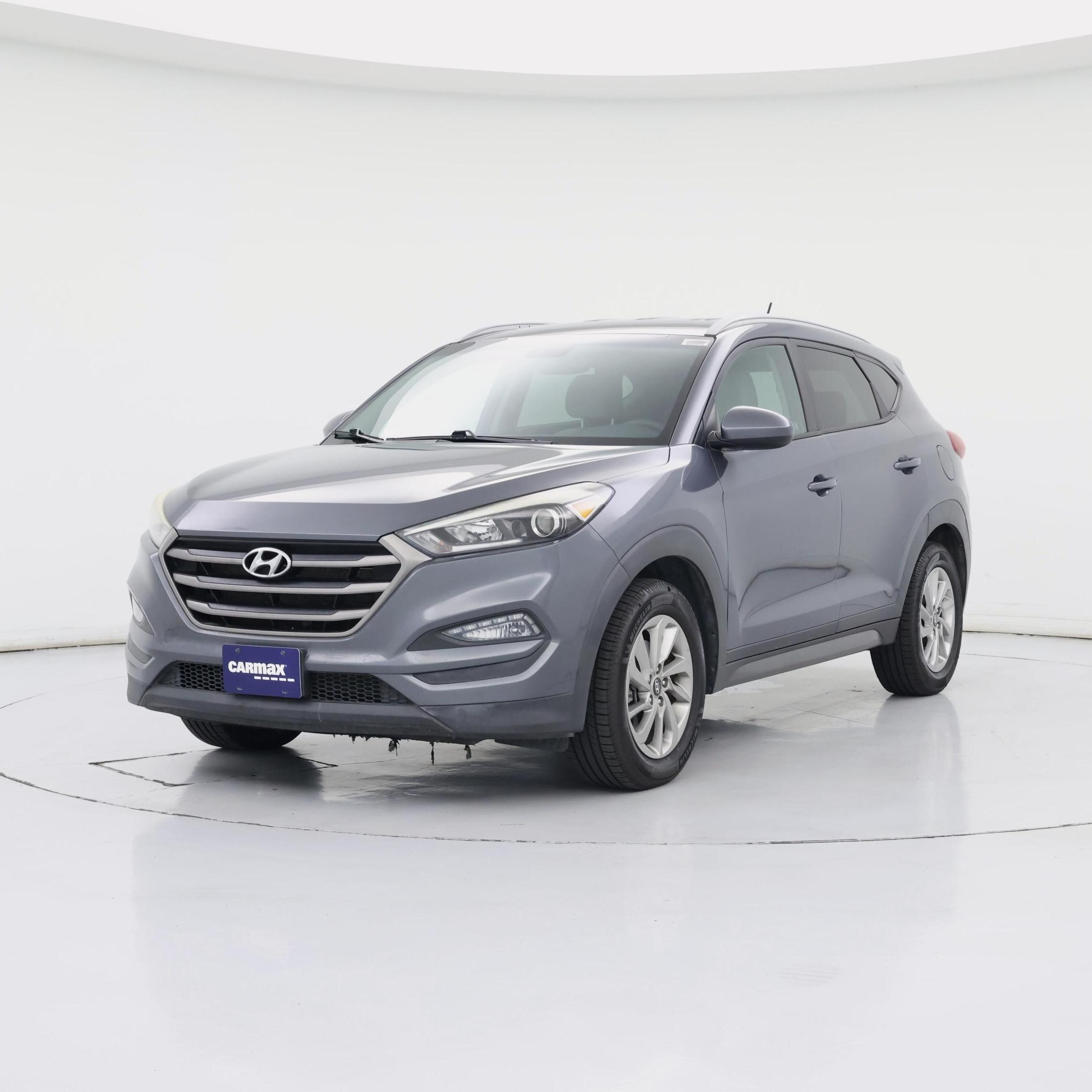 Thumbnail: 2016 Hyundai Tucson - 4