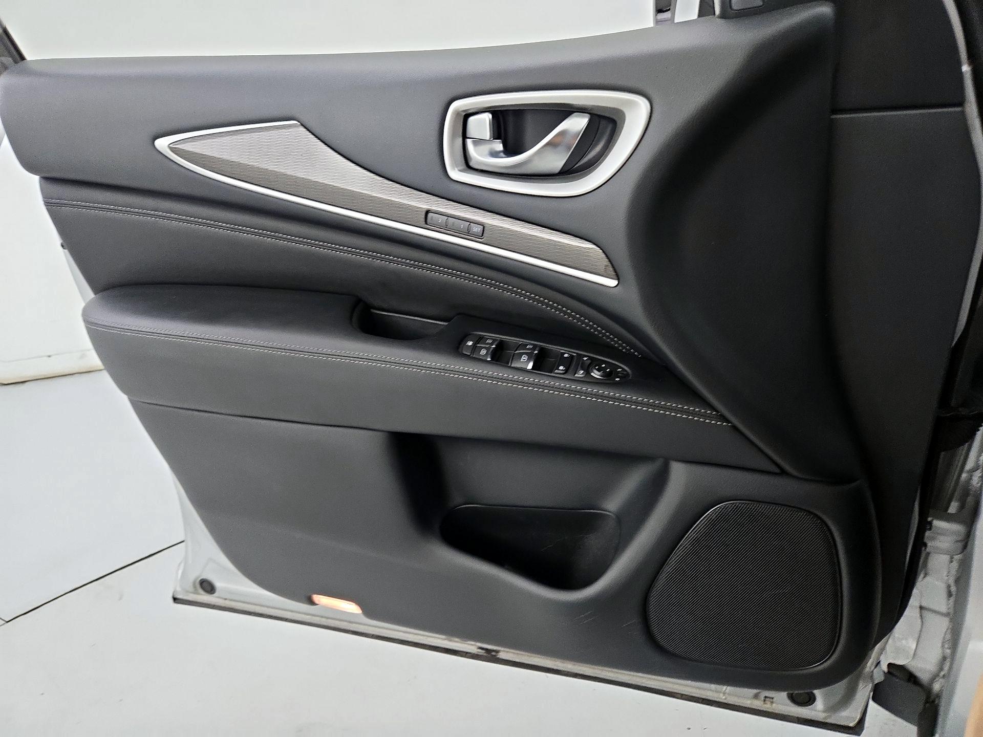 Thumbnail: 2020 INFINITI QX60 - 12