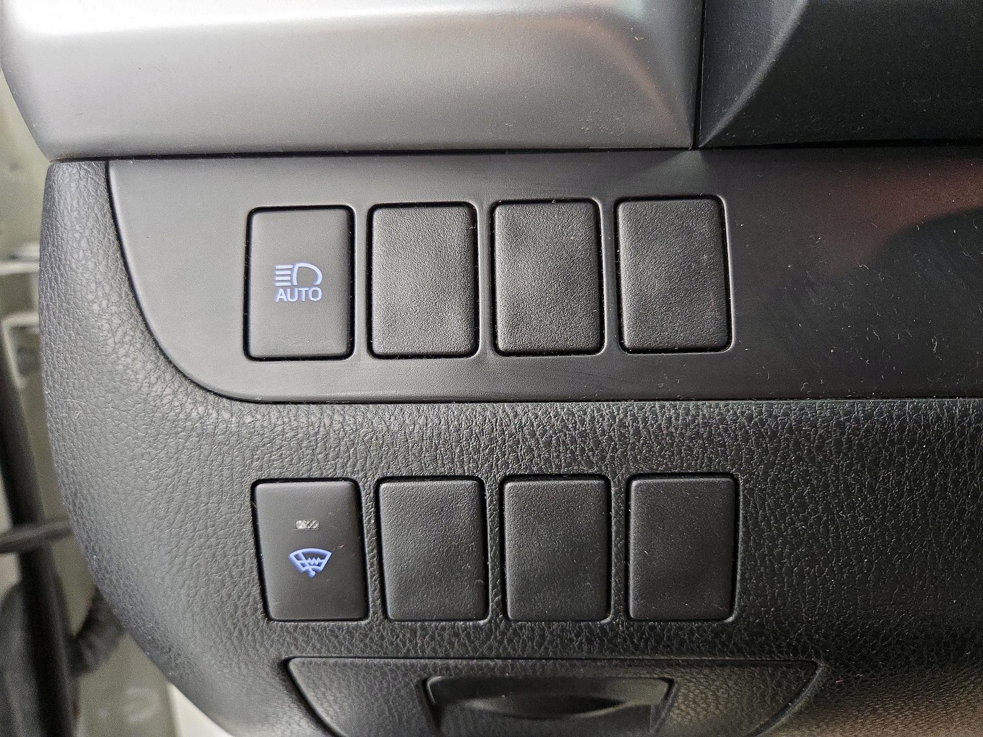Thumbnail: 2019 Toyota Highlander - 13