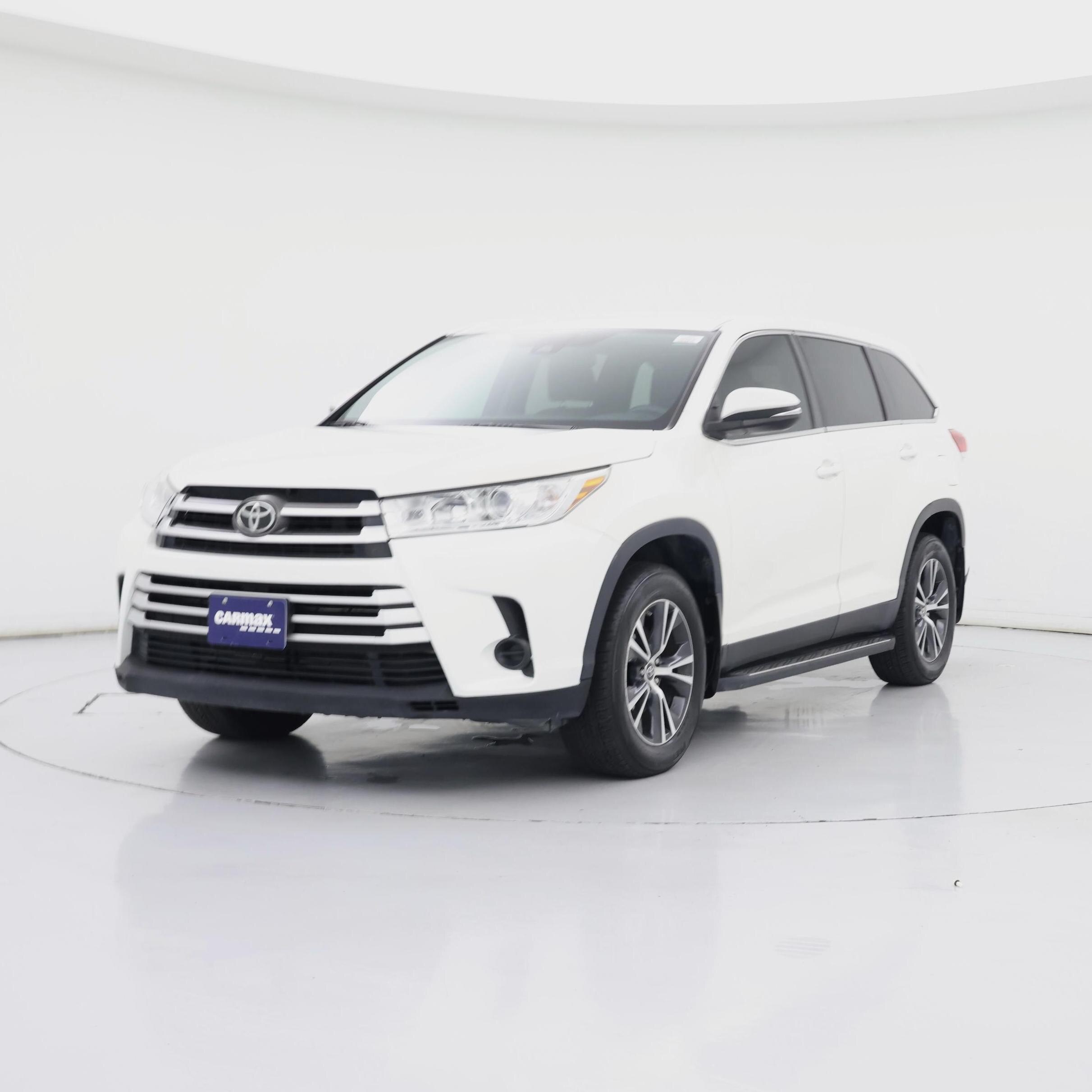 Thumbnail: 2019 Toyota Highlander - 4