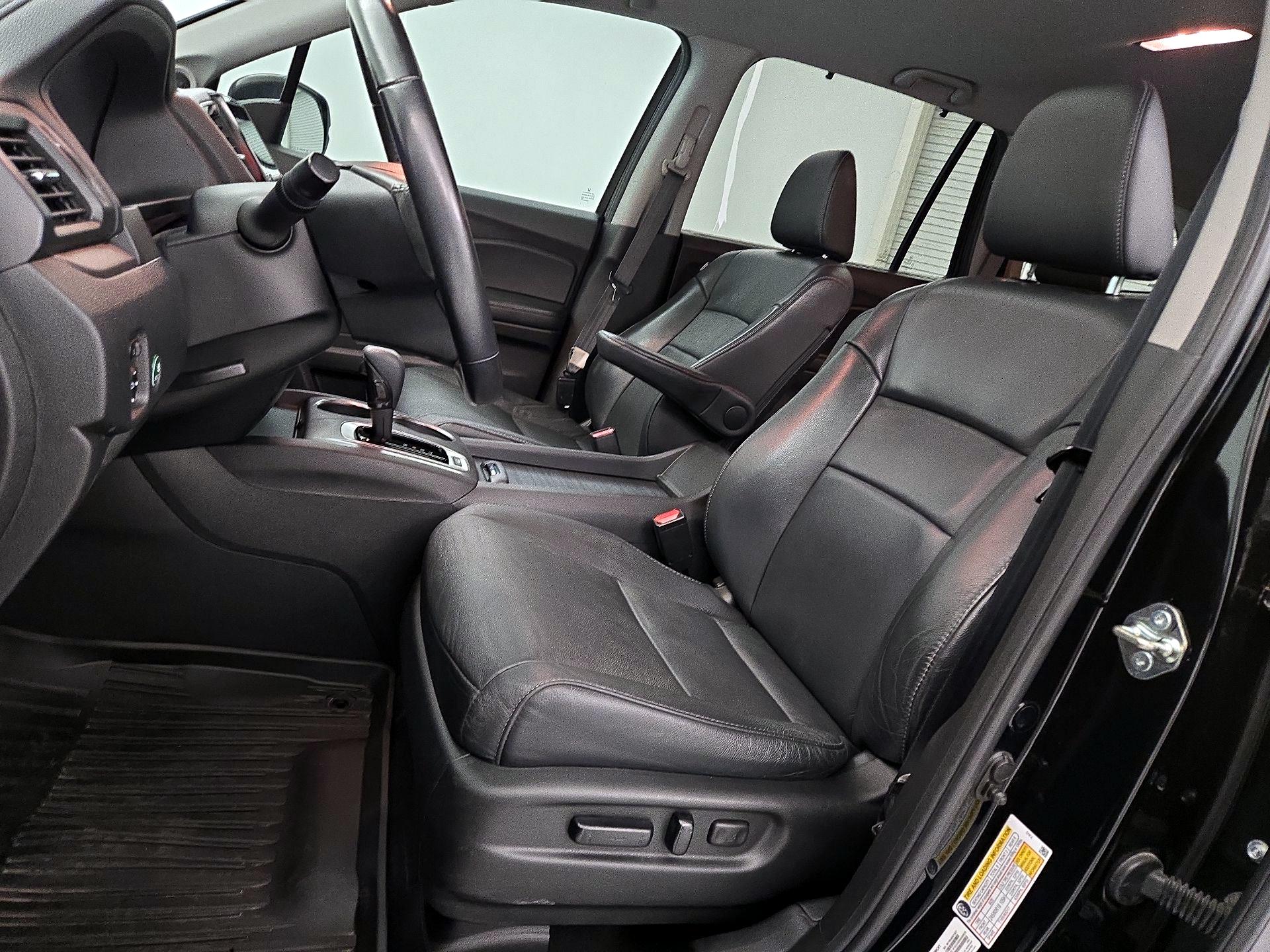 Thumbnail: 2020 Honda Pilot - 11