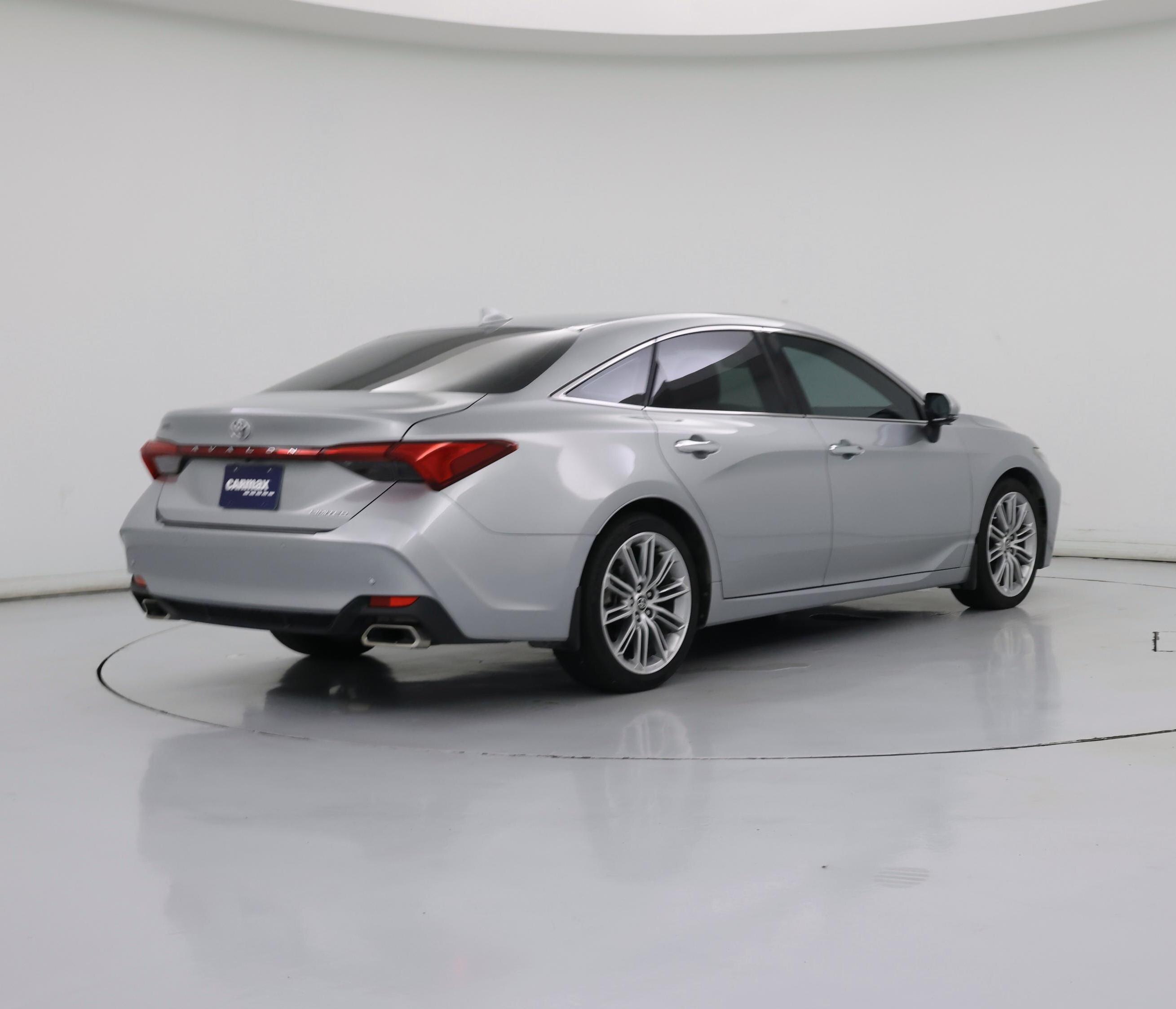 Thumbnail: 2021 Toyota Avalon - 8