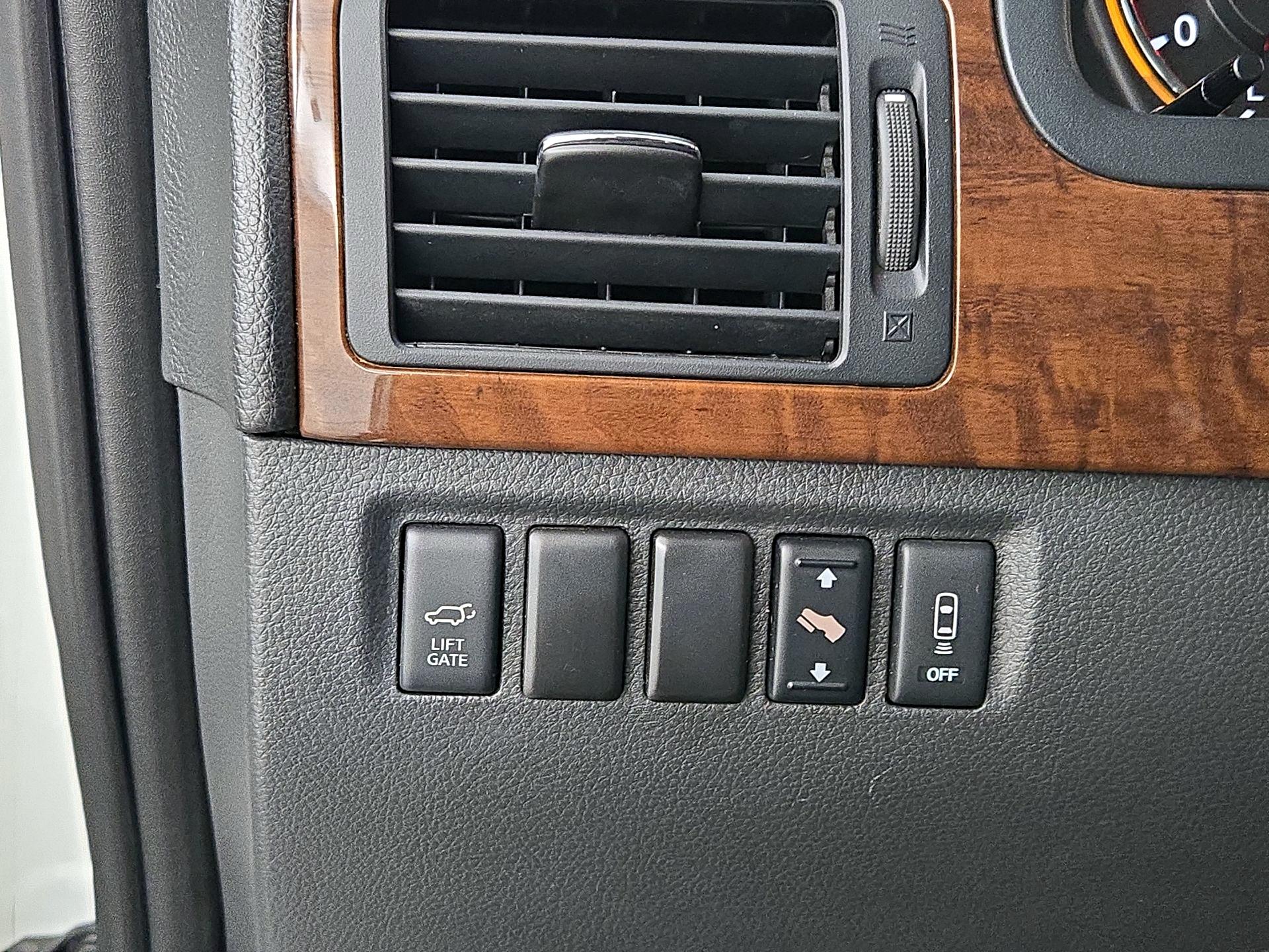 Thumbnail: 2015 Nissan Armada - 13