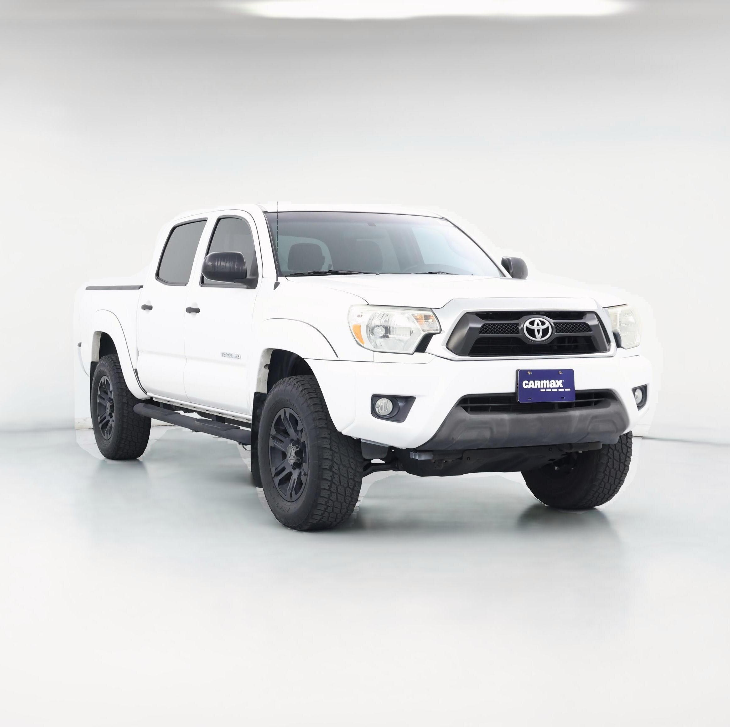 Thumbnail: 2015 Toyota Tacoma - 1