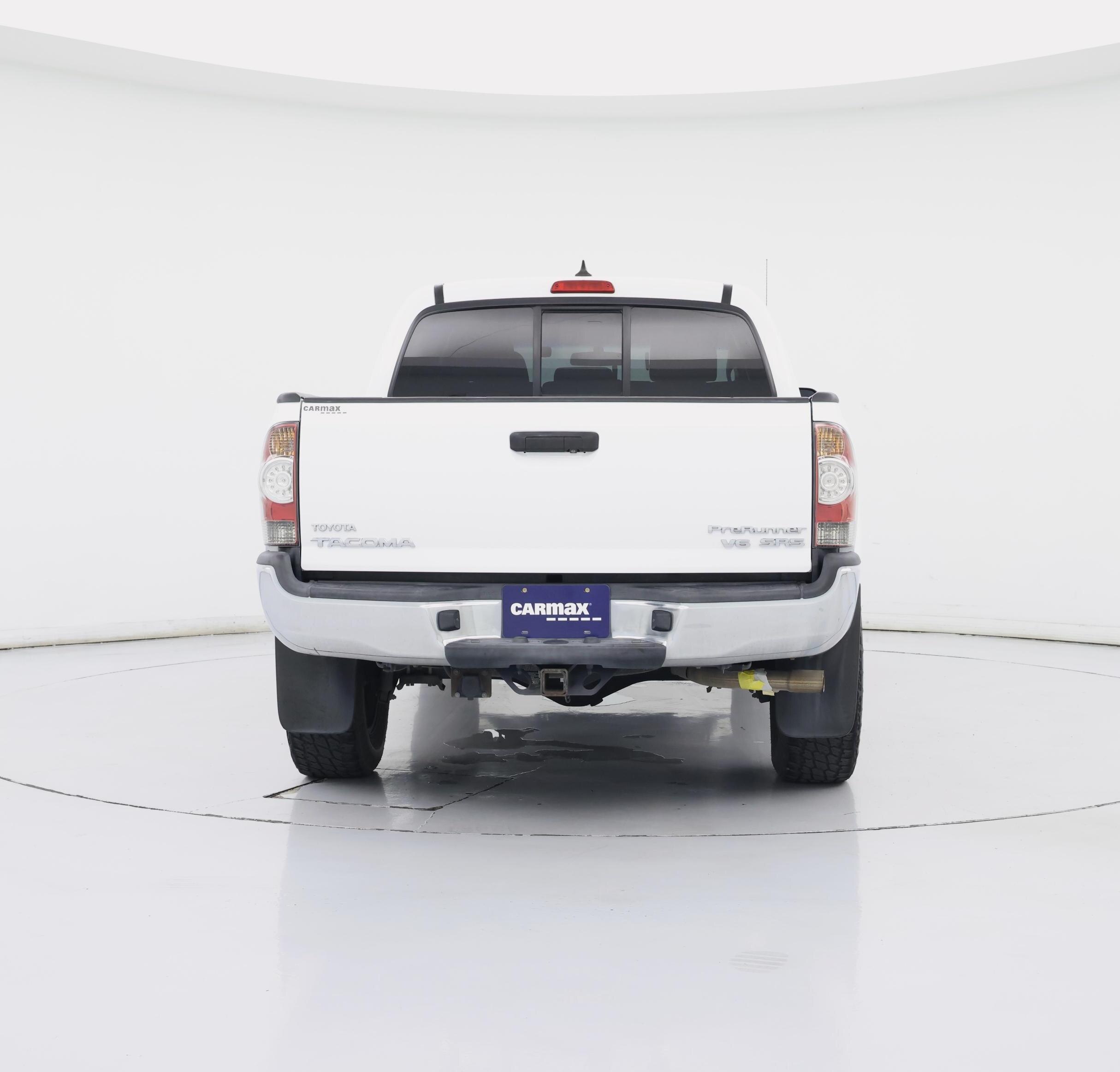 Thumbnail: 2015 Toyota Tacoma - 6