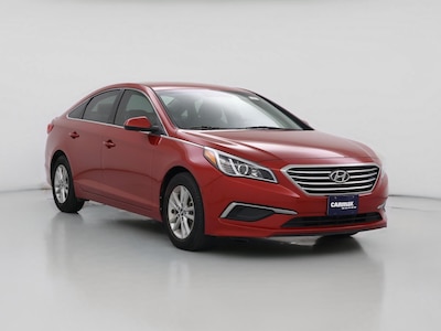 Red 2017 Hyundai Sonata SE