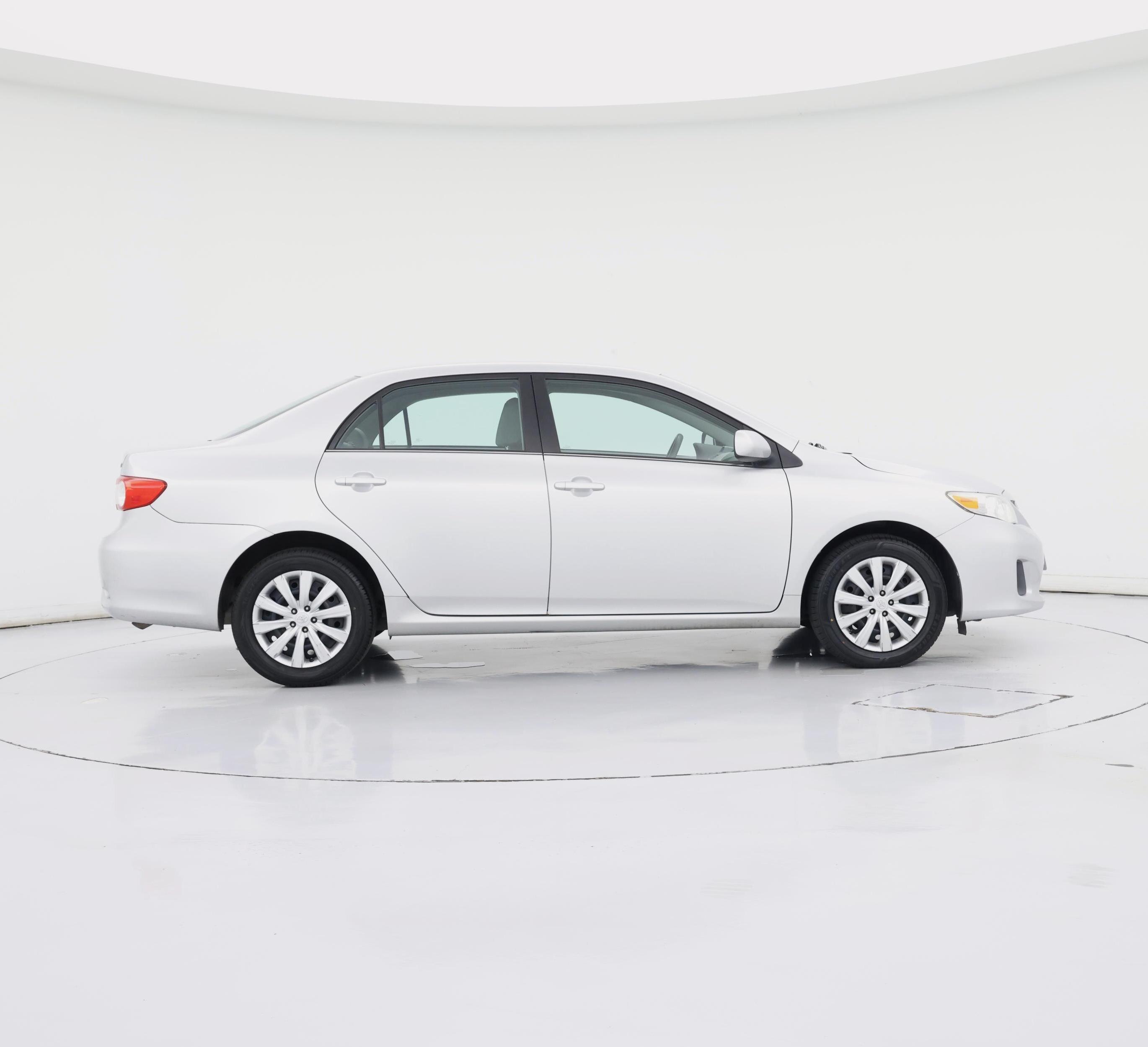 Thumbnail: 2013 Toyota Corolla - 7