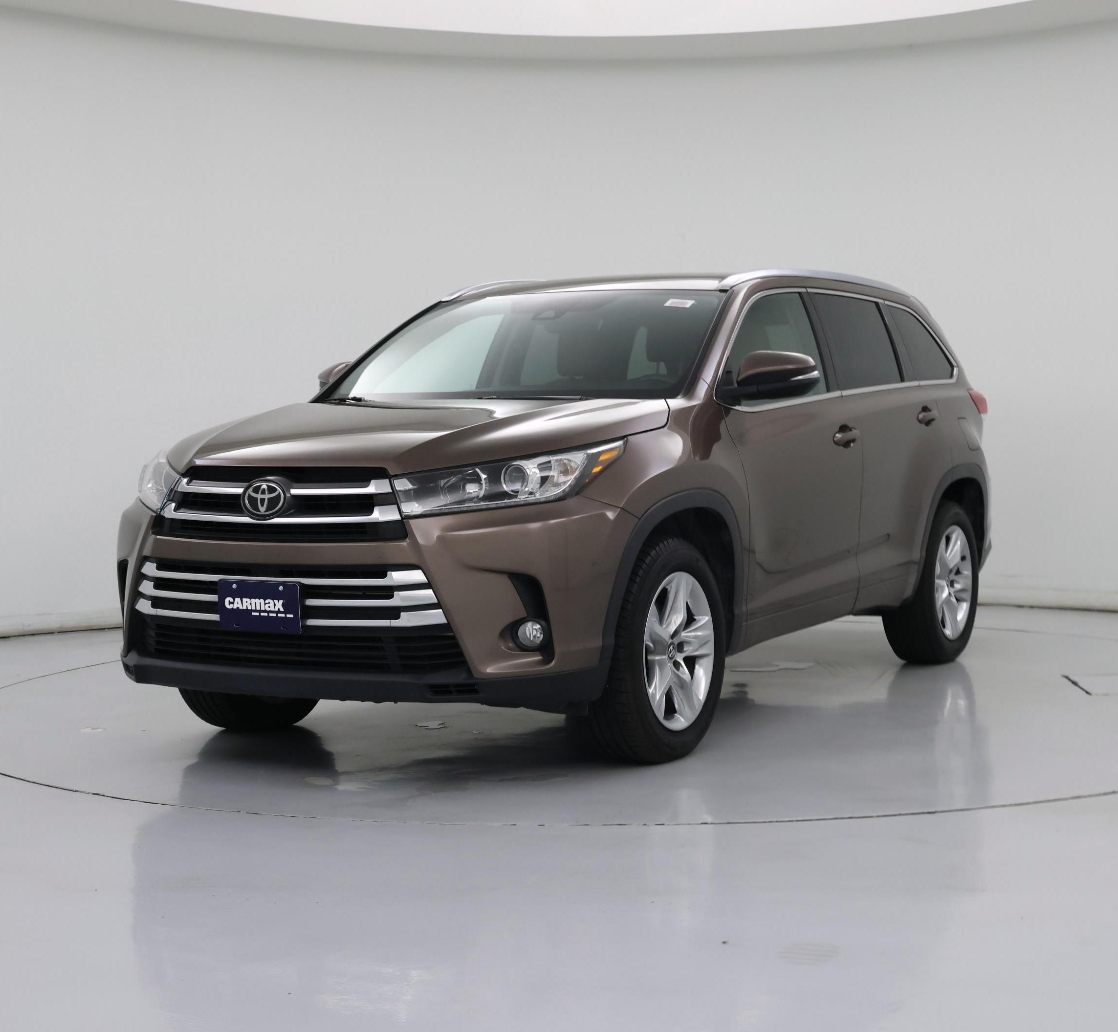 Thumbnail: 2017 Toyota Highlander - 4