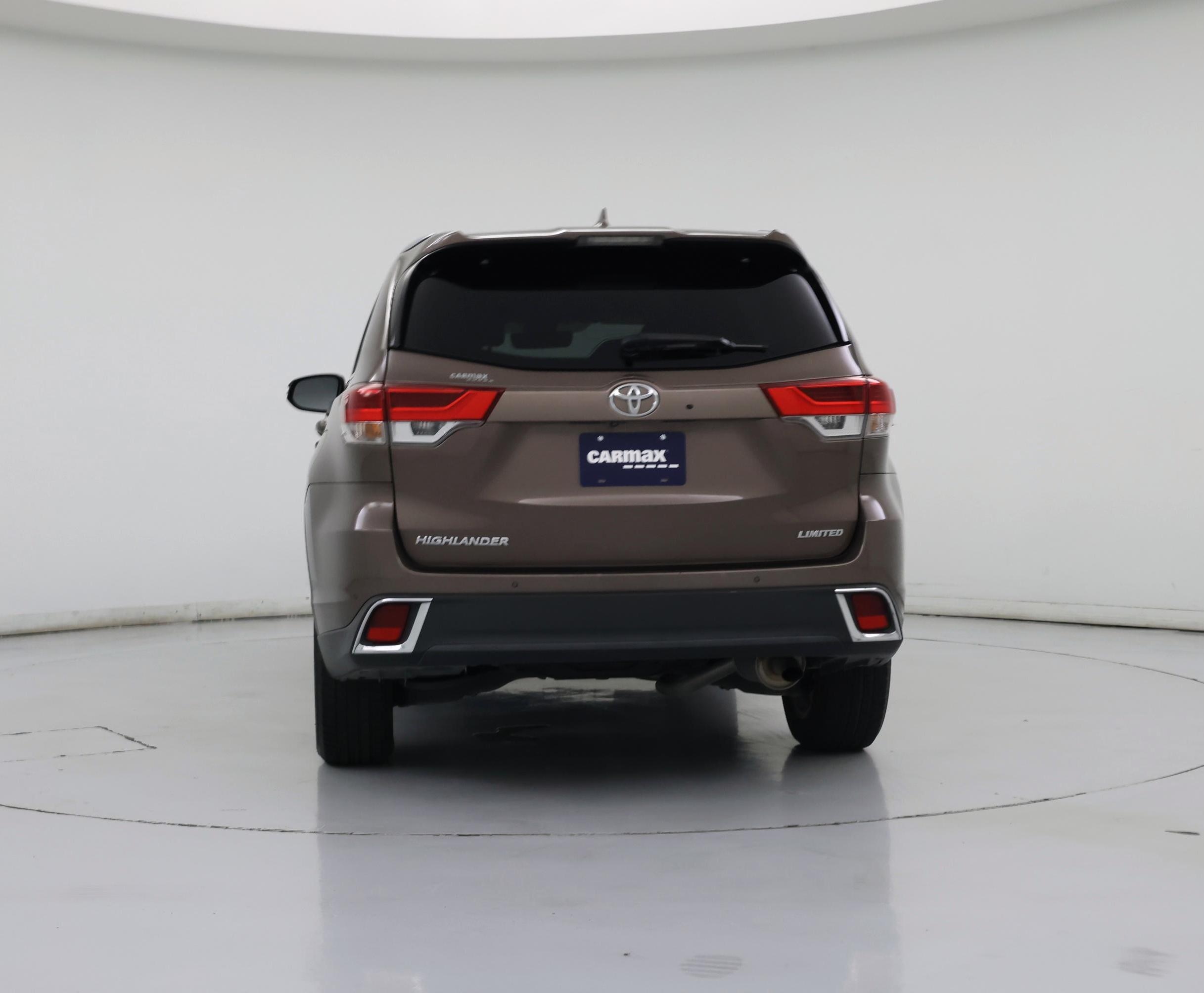 Thumbnail: 2017 Toyota Highlander - 6