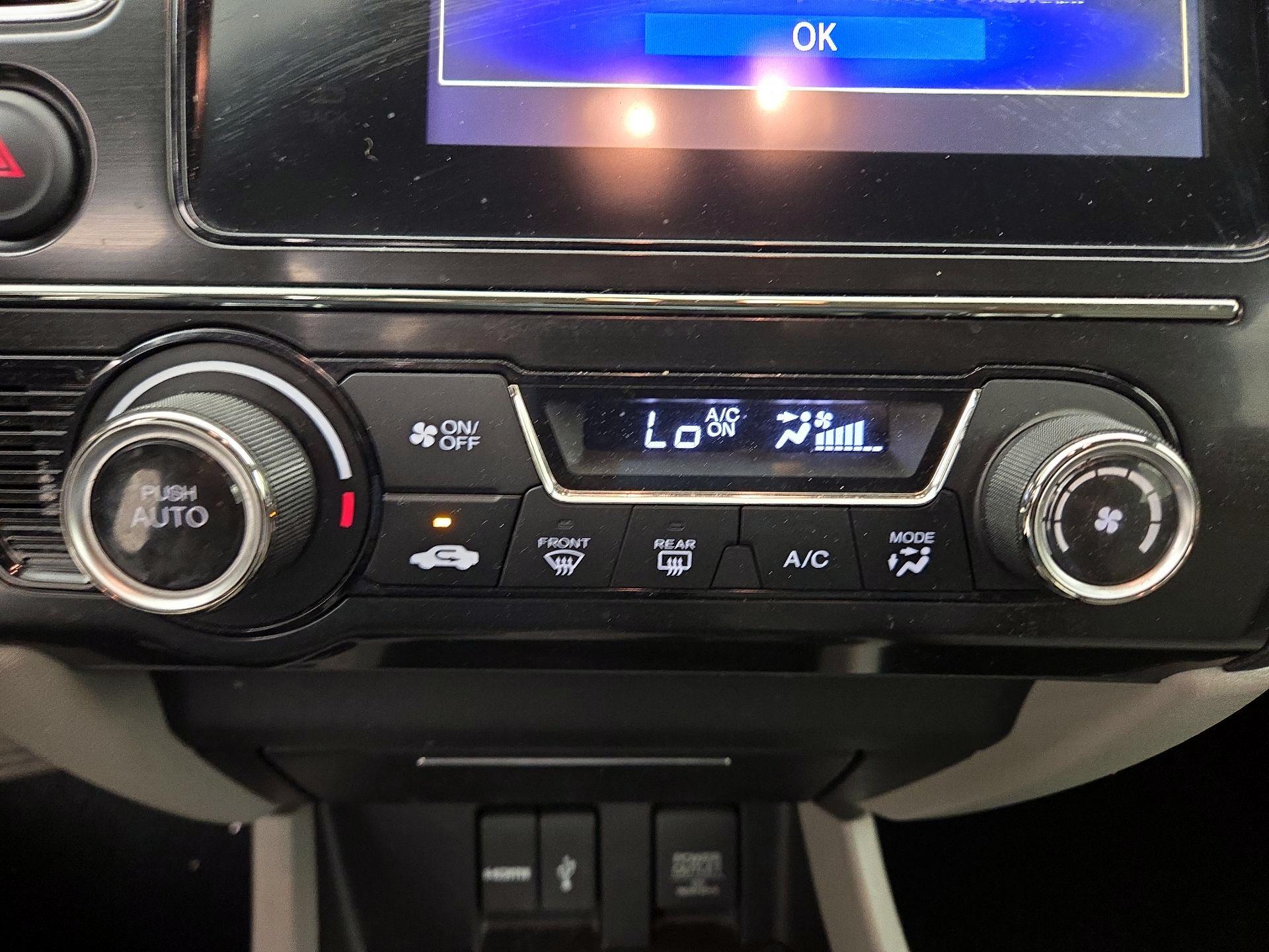 Thumbnail: 2014 Honda Civic - 16