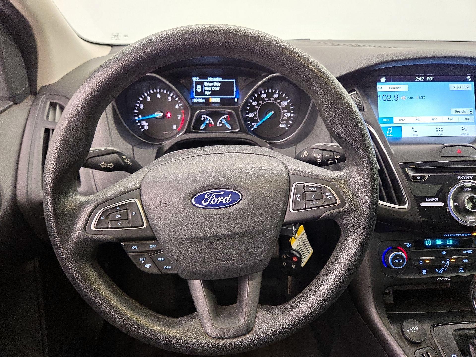 Thumbnail: 2018 Ford Focus - 10