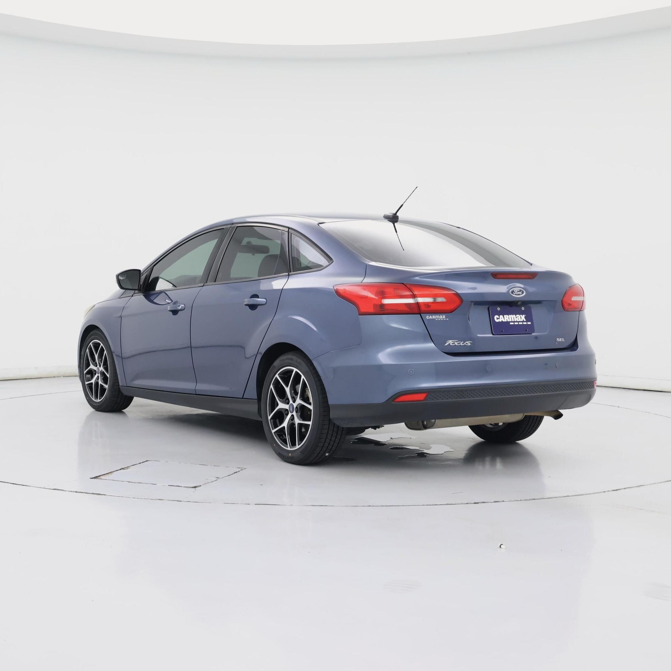 Thumbnail: 2018 Ford Focus - 2