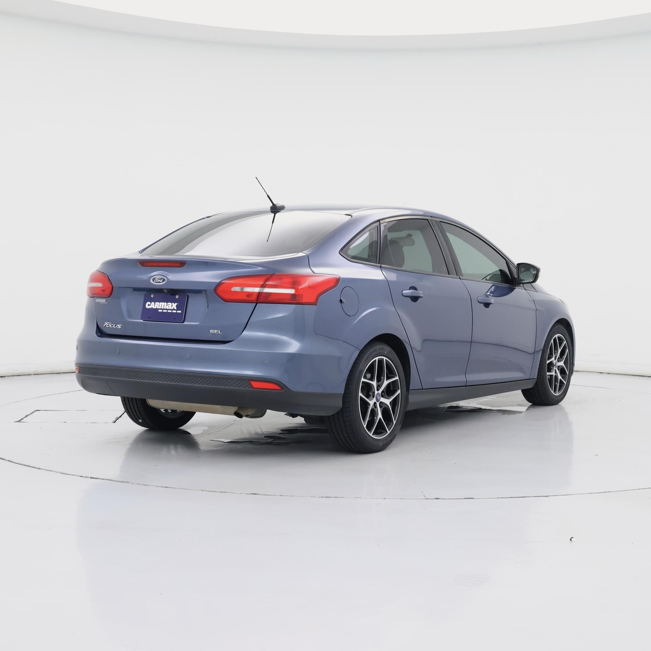 Thumbnail: 2018 Ford Focus - 8
