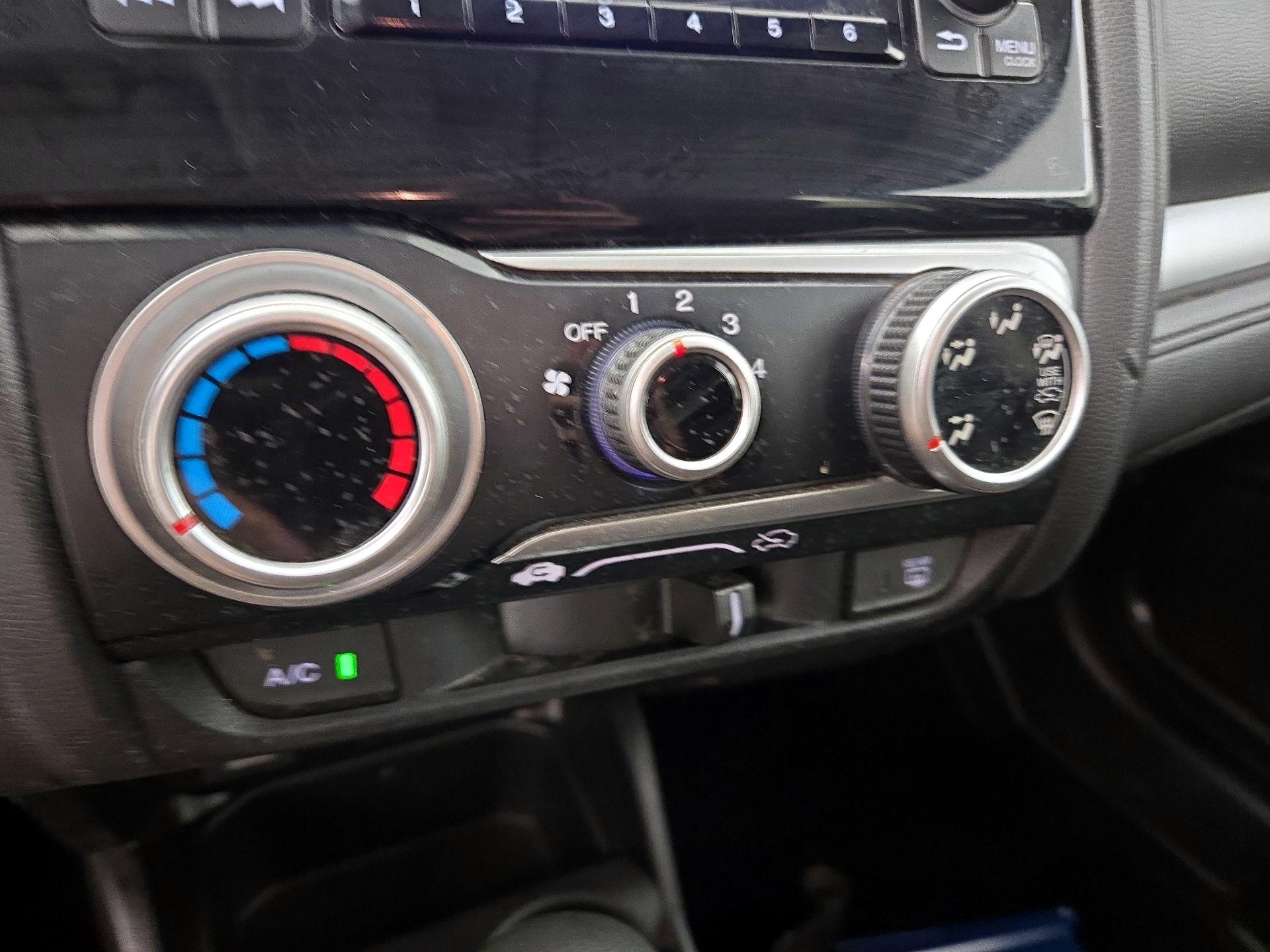 Thumbnail: 2016 Honda Fit - 16