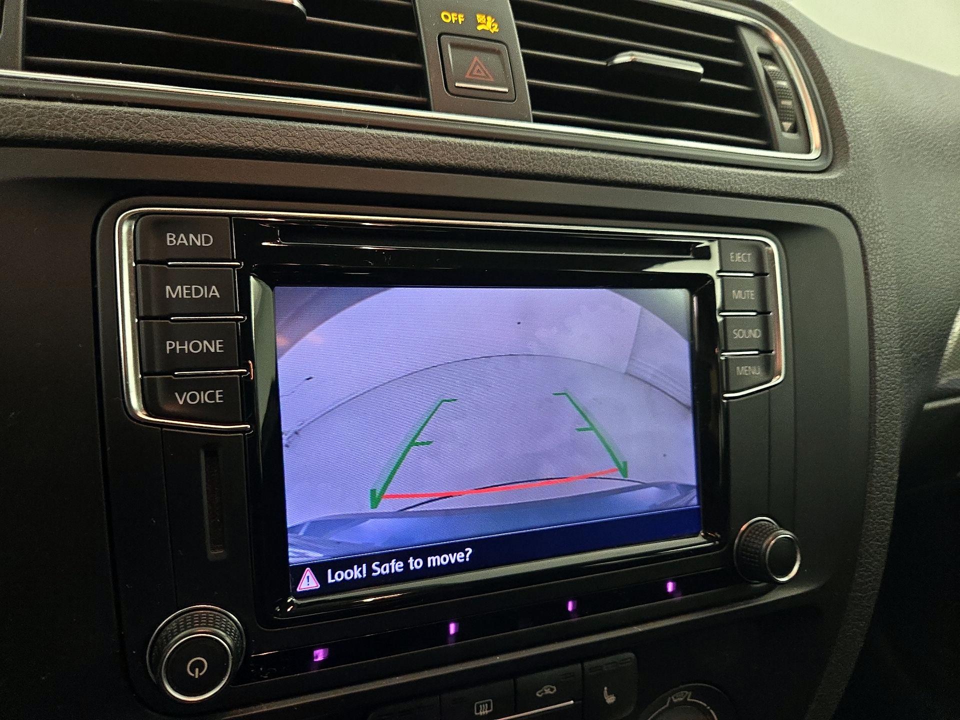 Thumbnail: 2016 Volkswagen Jetta - 14