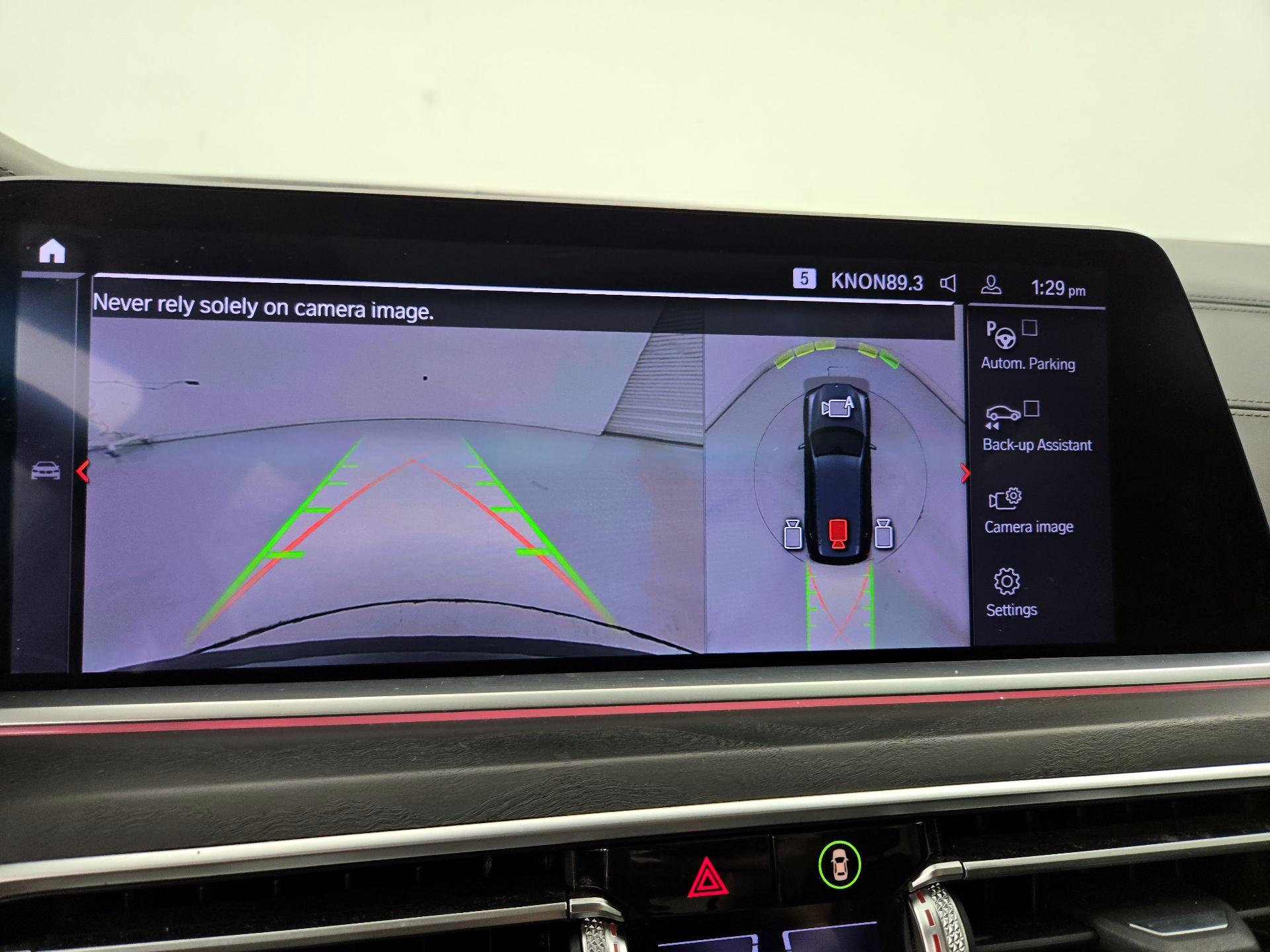 Thumbnail: 2019 BMW X7 - 15