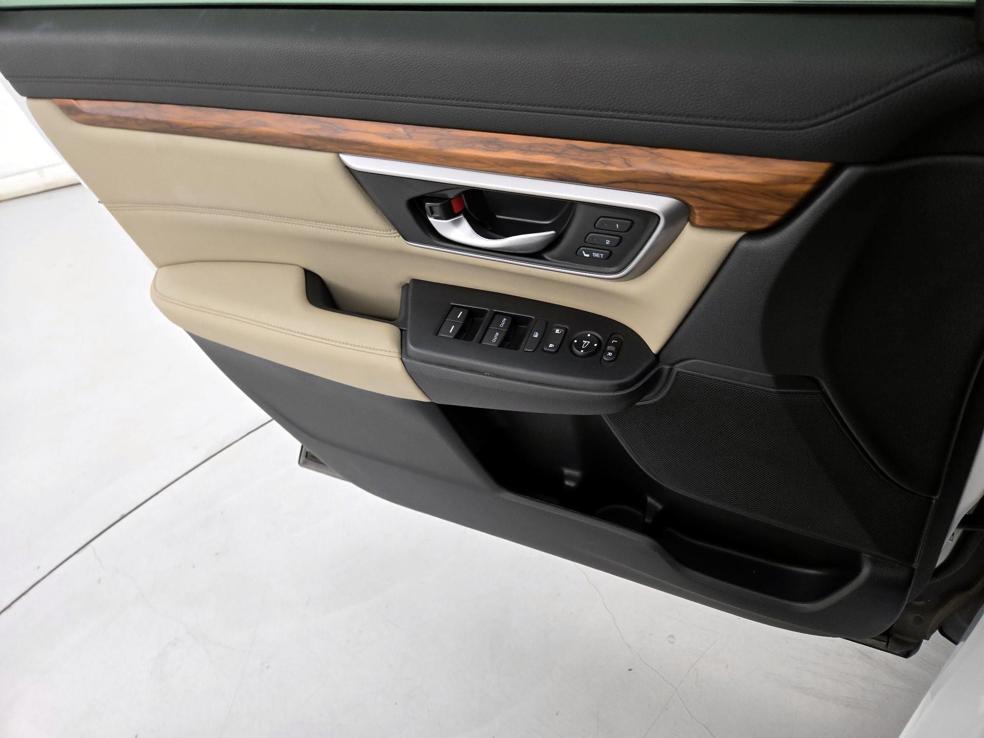 Thumbnail: 2019 Honda CR-V - 12