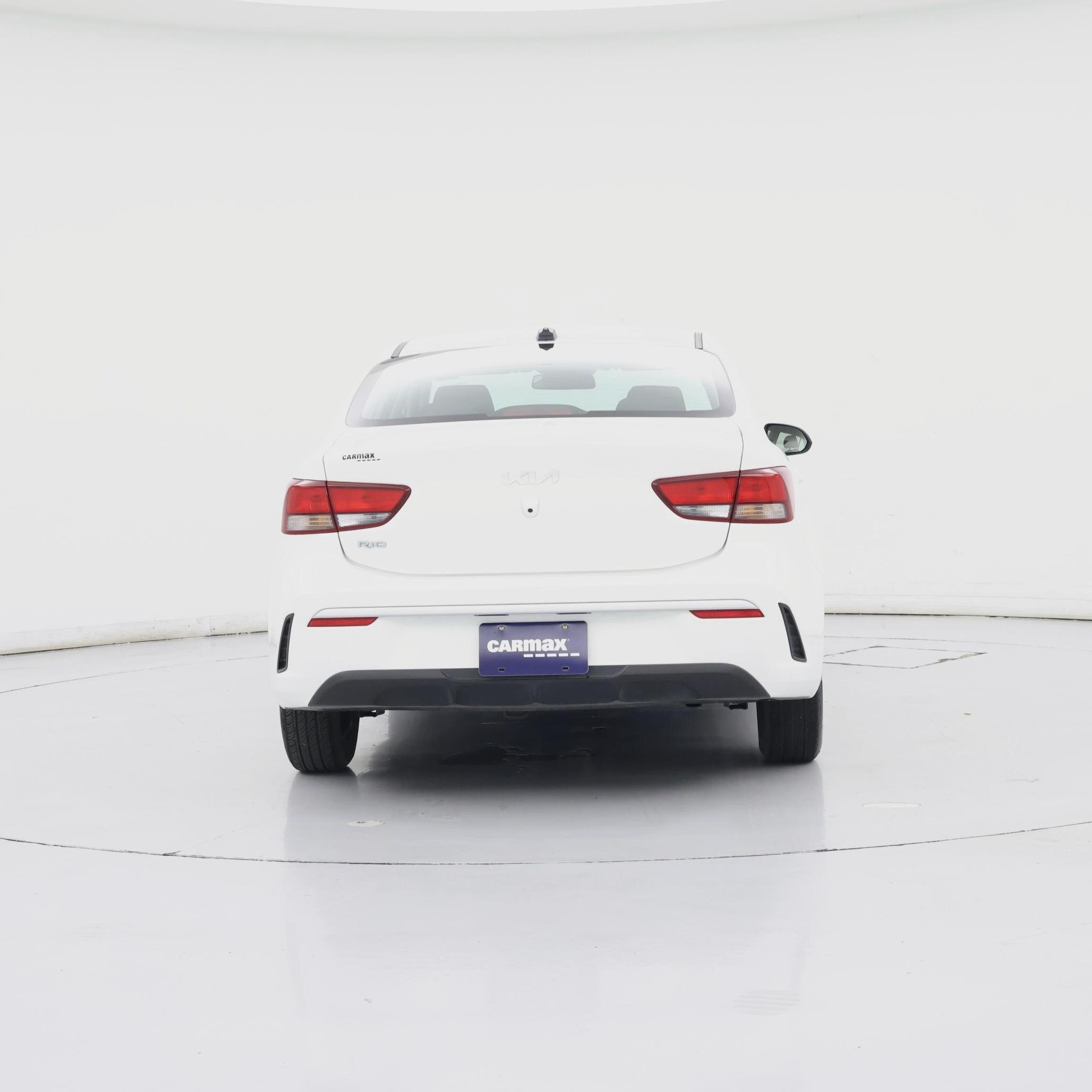 Thumbnail: 2022 Kia Rio - 6