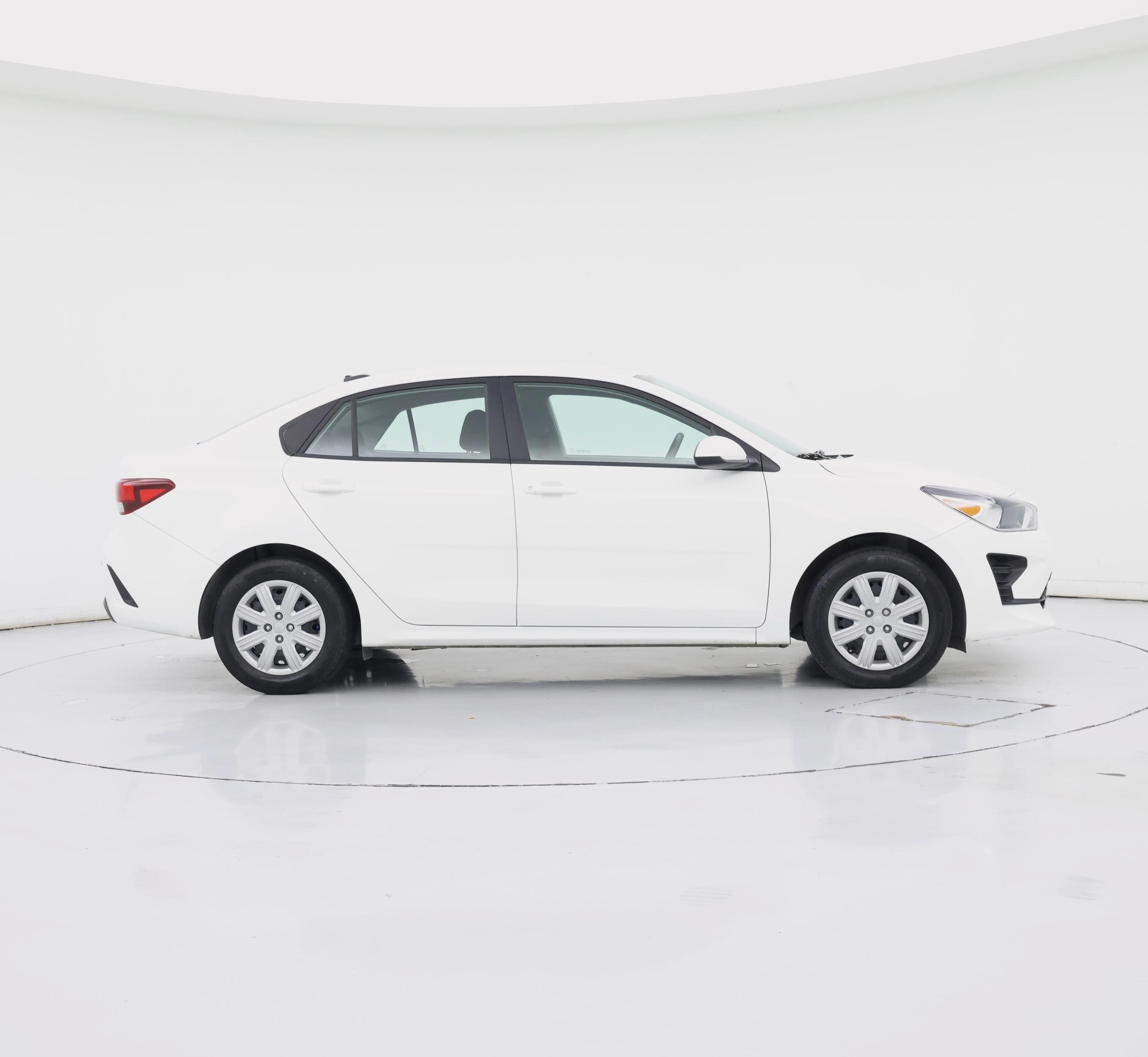 Thumbnail: 2022 Kia Rio - 7