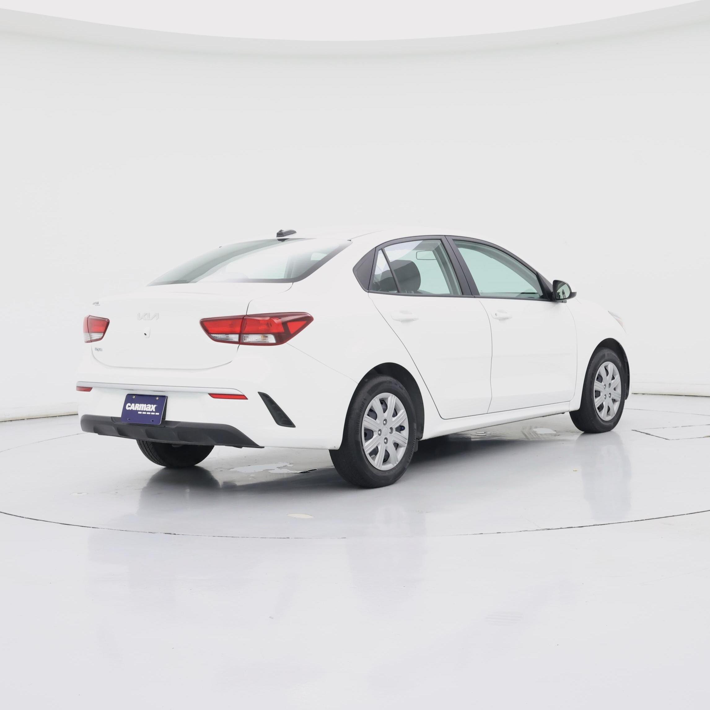 Thumbnail: 2022 Kia Rio - 8
