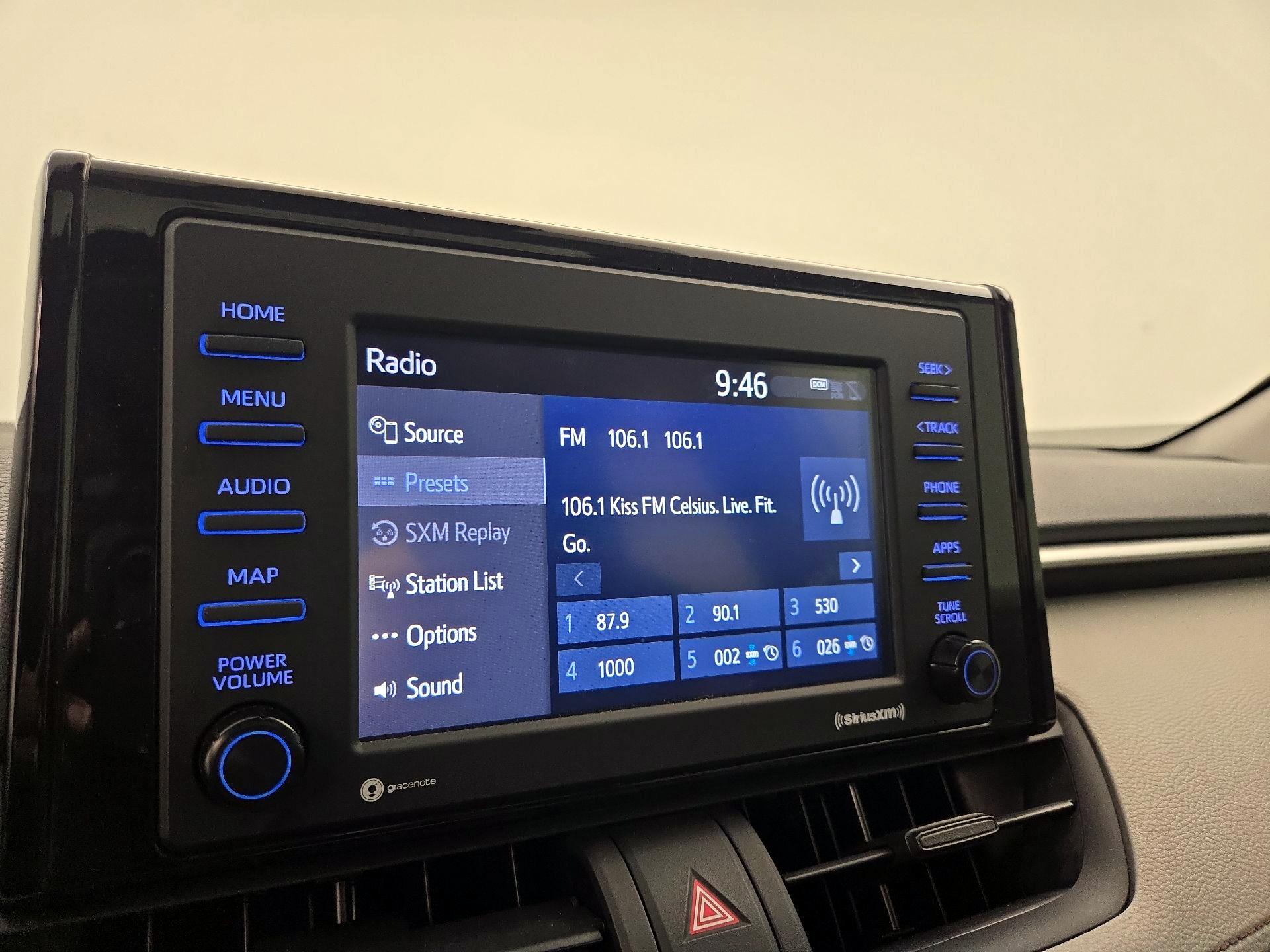 Thumbnail: 2021 Toyota RAV4 - 15