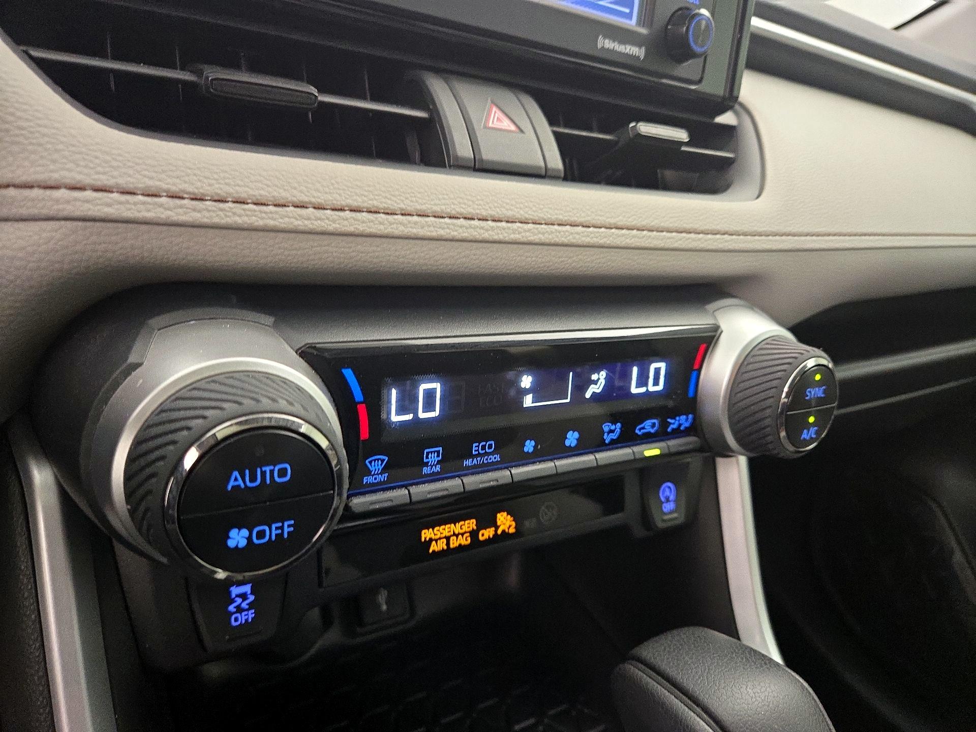 Thumbnail: 2021 Toyota RAV4 - 16