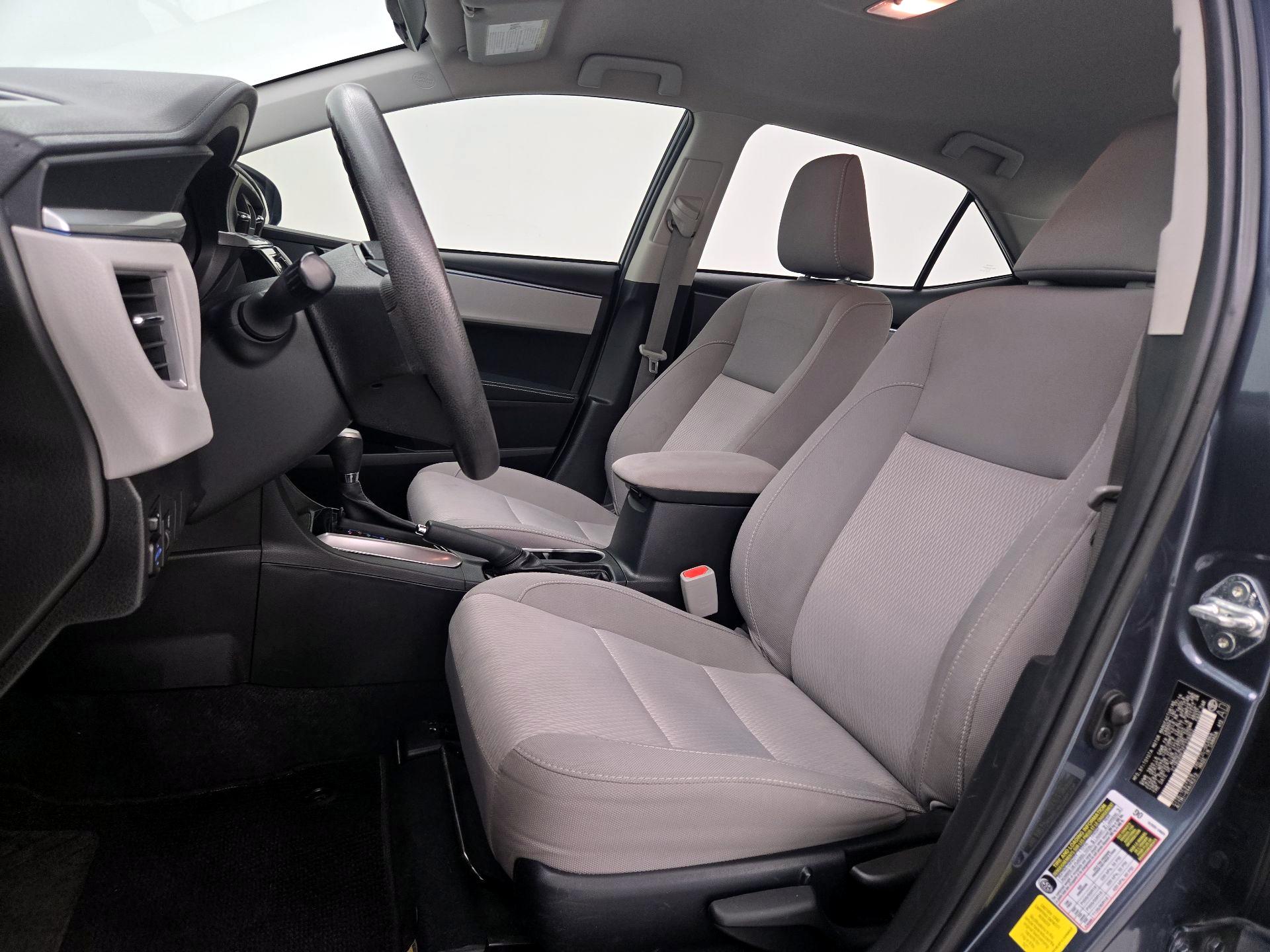 Thumbnail: 2015 Toyota Corolla - 11