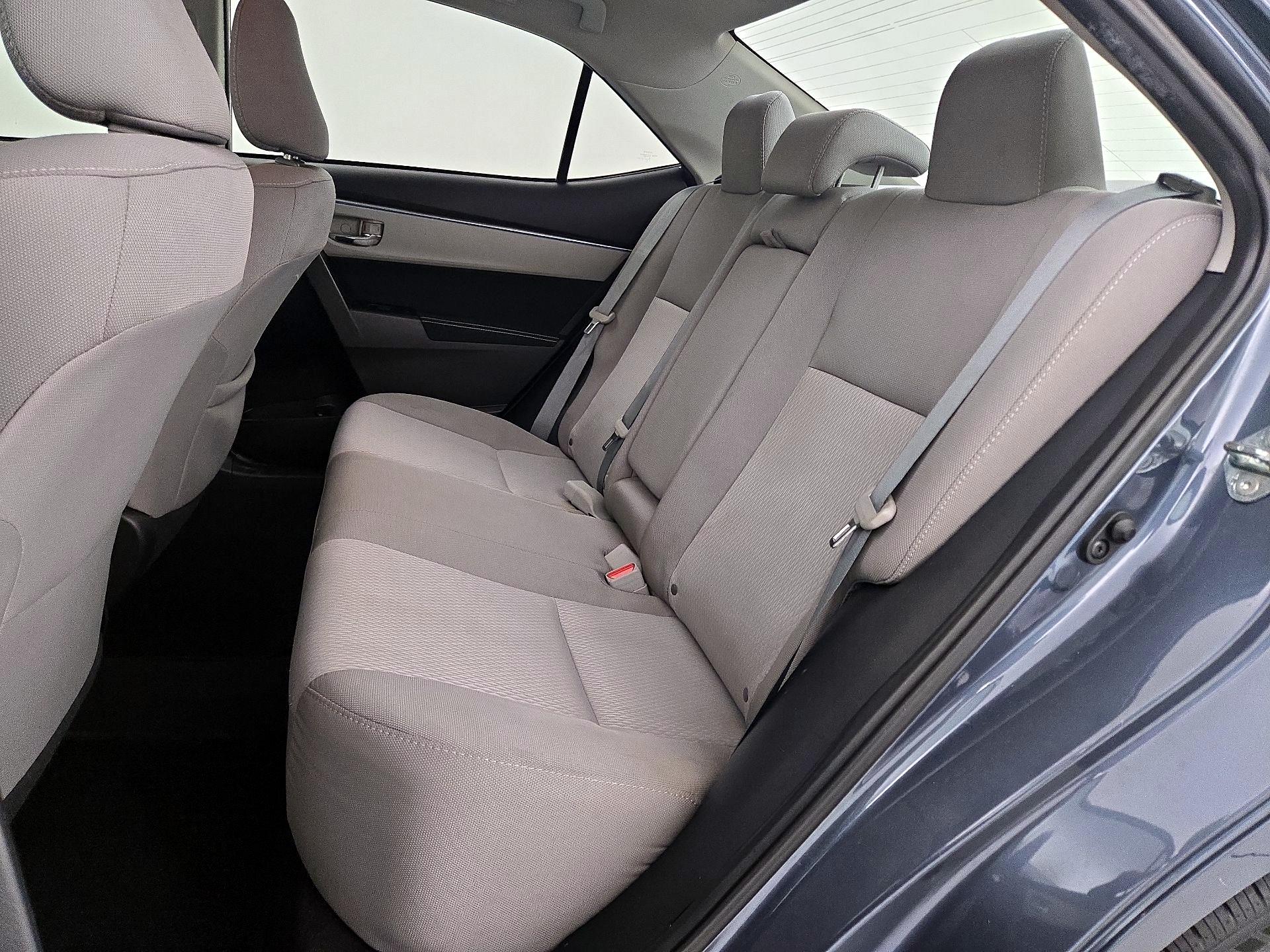 Thumbnail: 2015 Toyota Corolla - 19