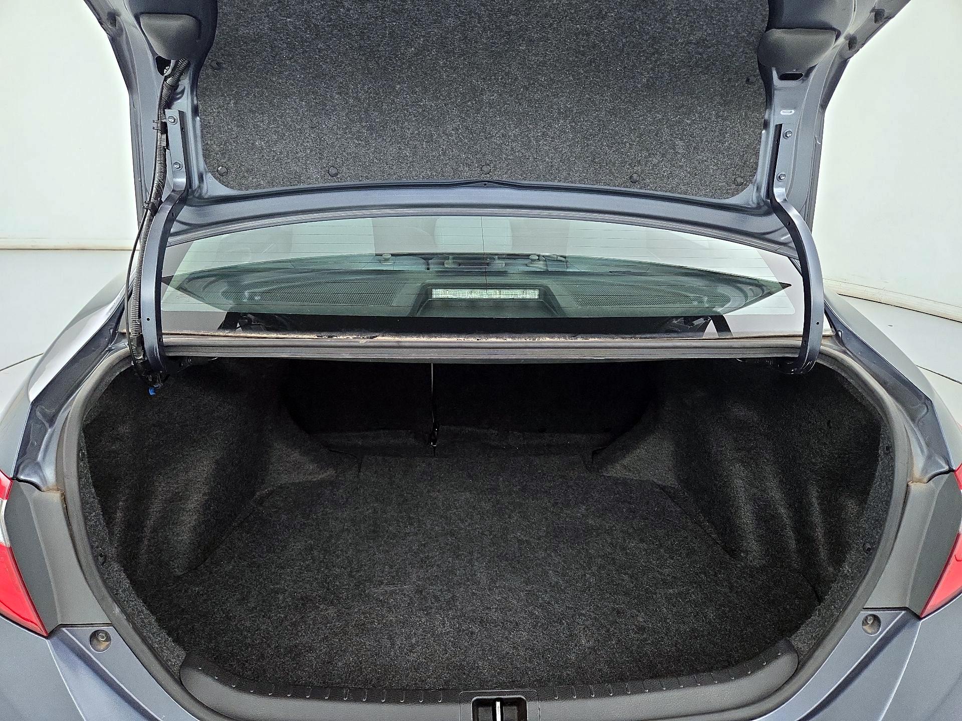 Thumbnail: 2015 Toyota Corolla - 20