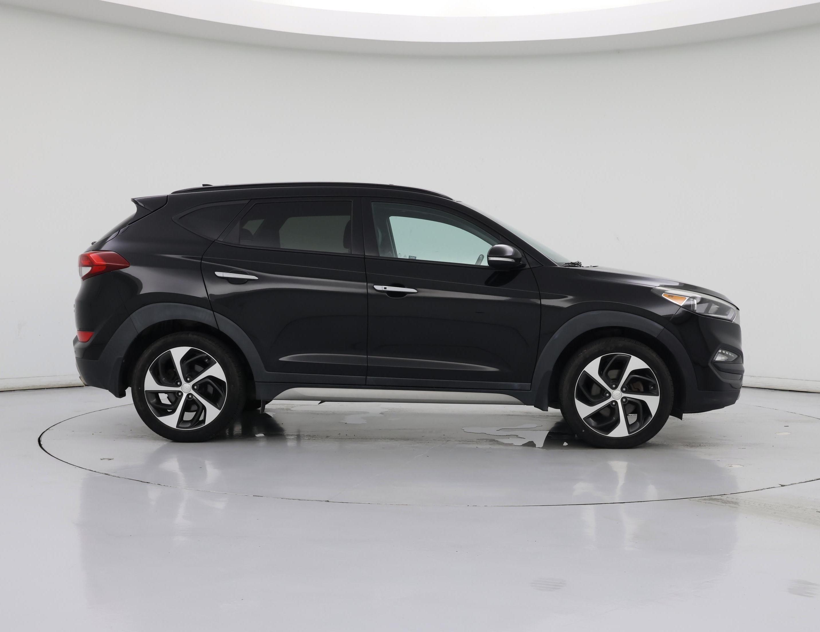 Thumbnail: 2017 Hyundai Tucson - 7