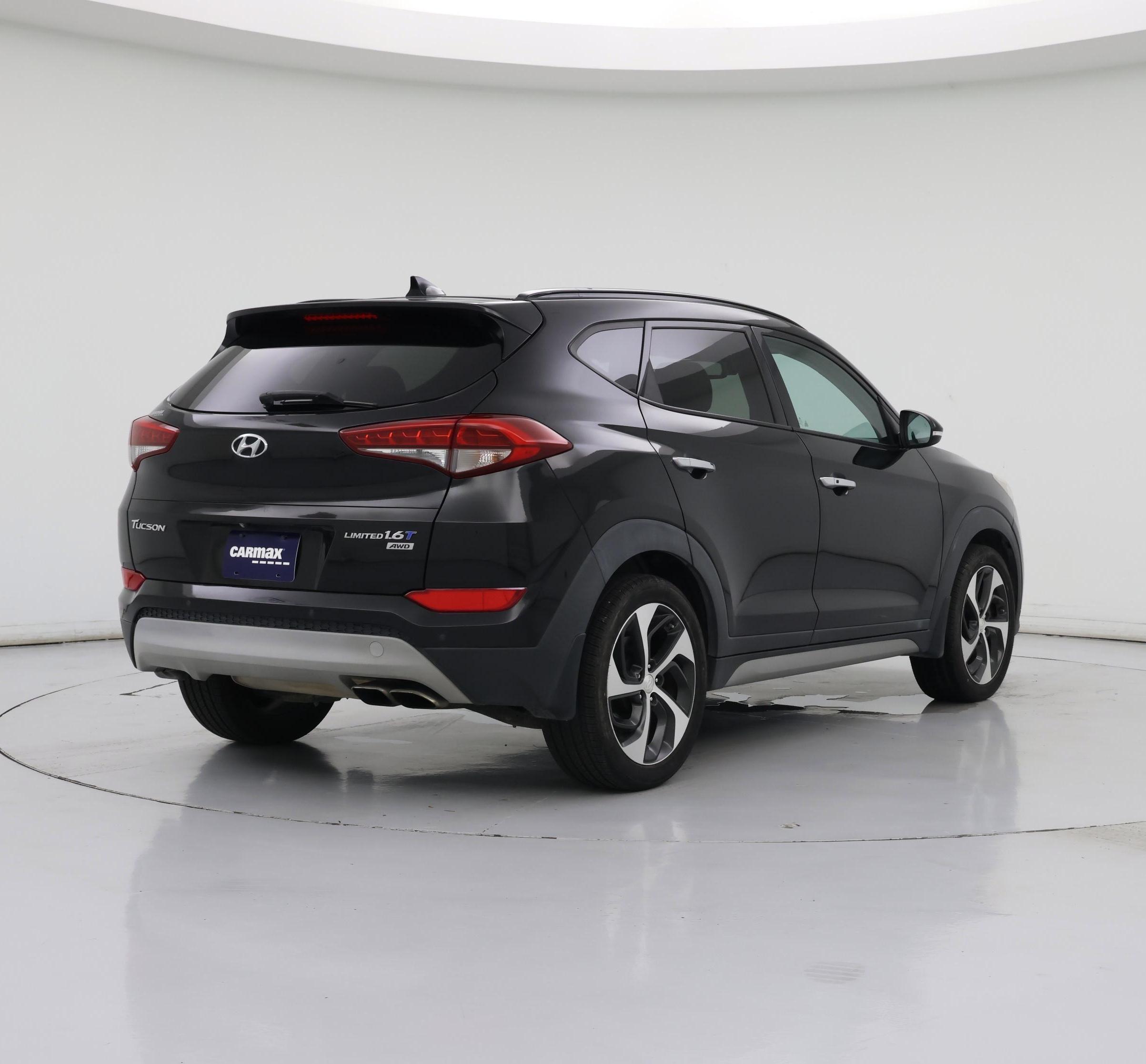 Thumbnail: 2017 Hyundai Tucson - 8