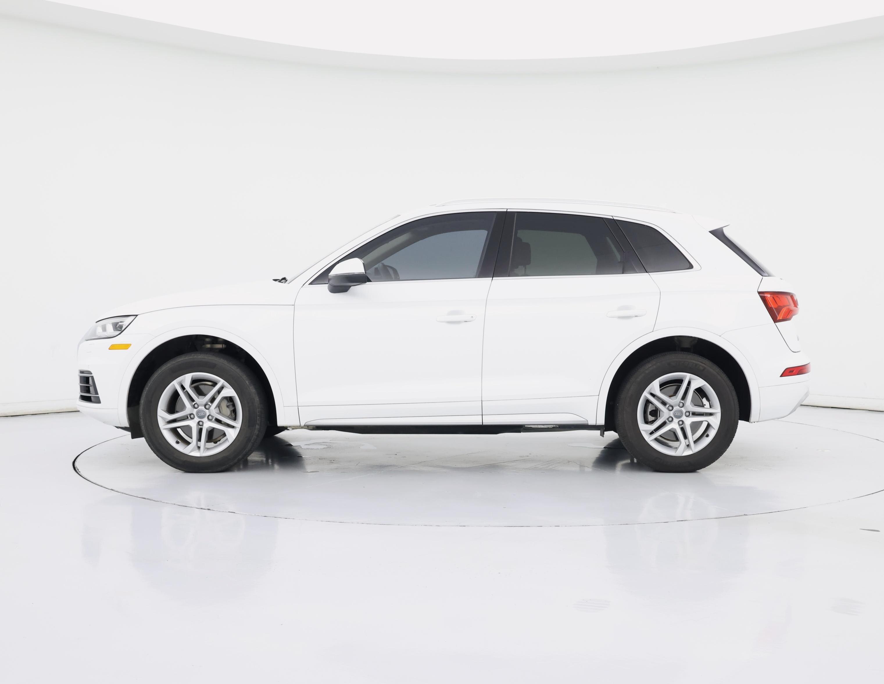 Thumbnail: 2018 Audi Q5 - 3