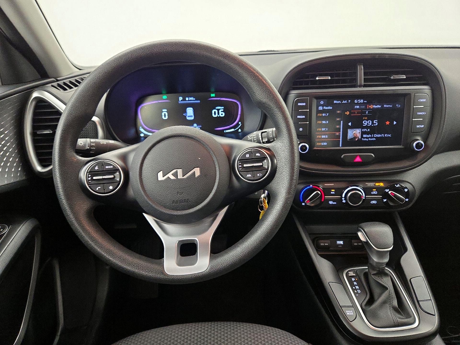 Thumbnail: 2023 Kia Soul - 10
