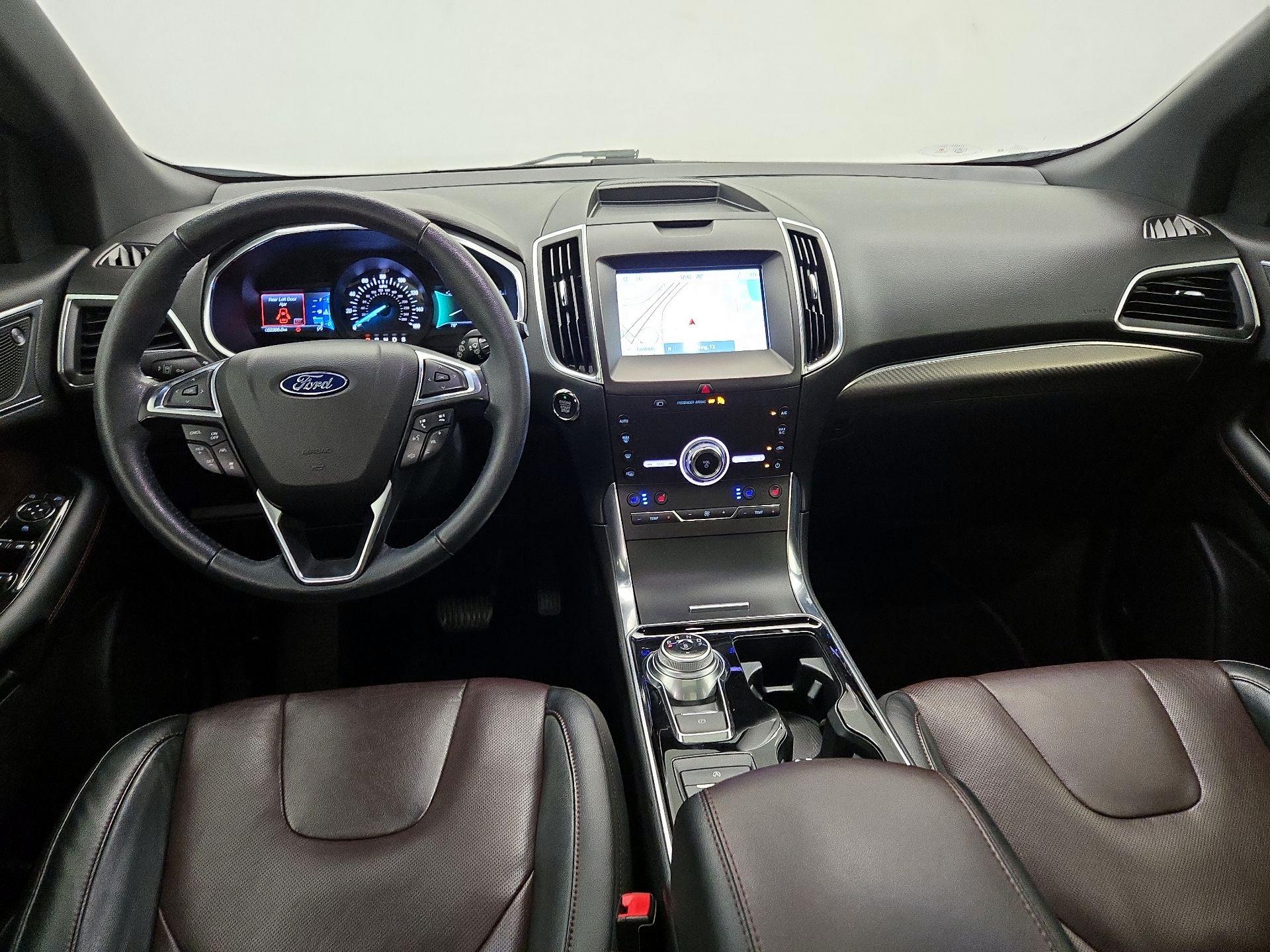 Thumbnail: 2020 Ford Edge - 9